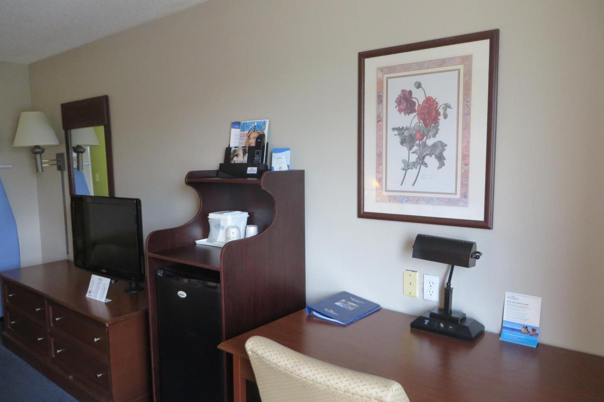 Baymont by Wyndham Boone photo 20