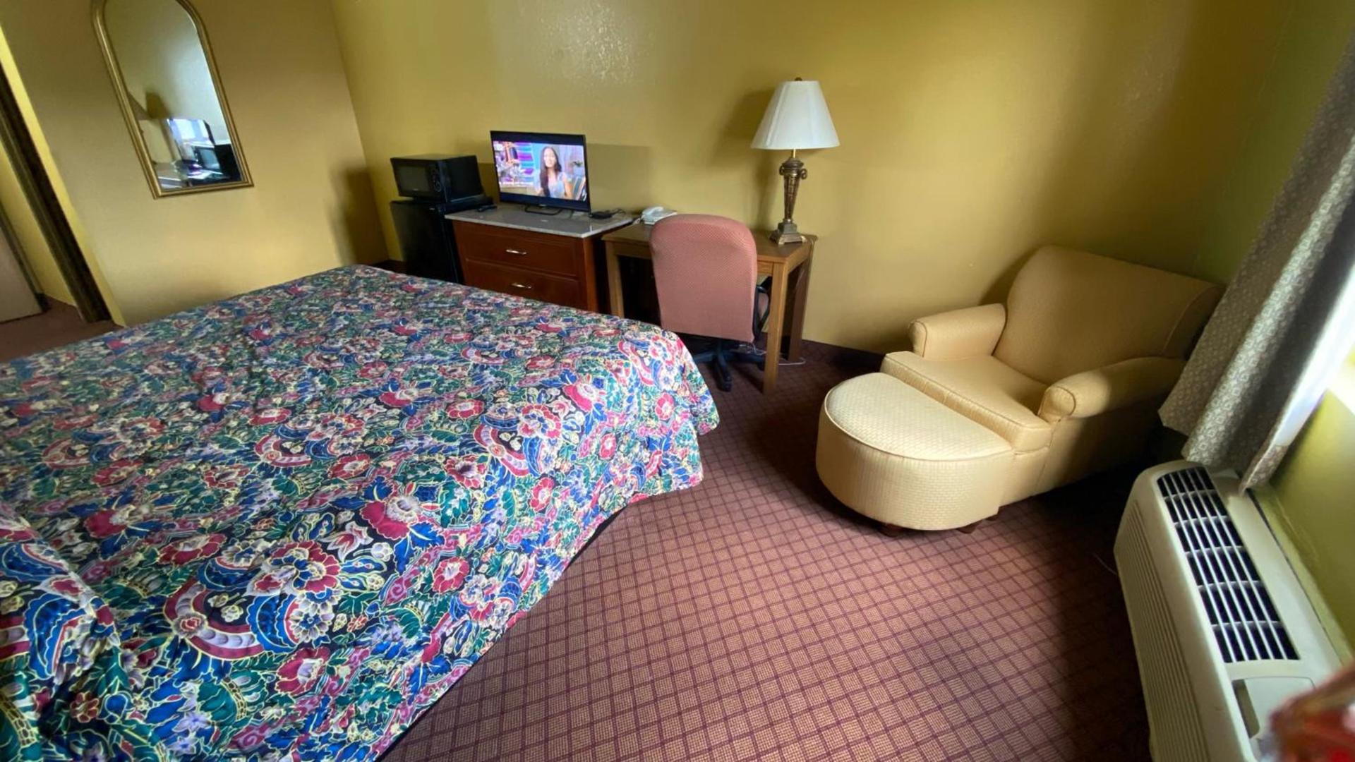 Sunset Inn-Rolla photo 9