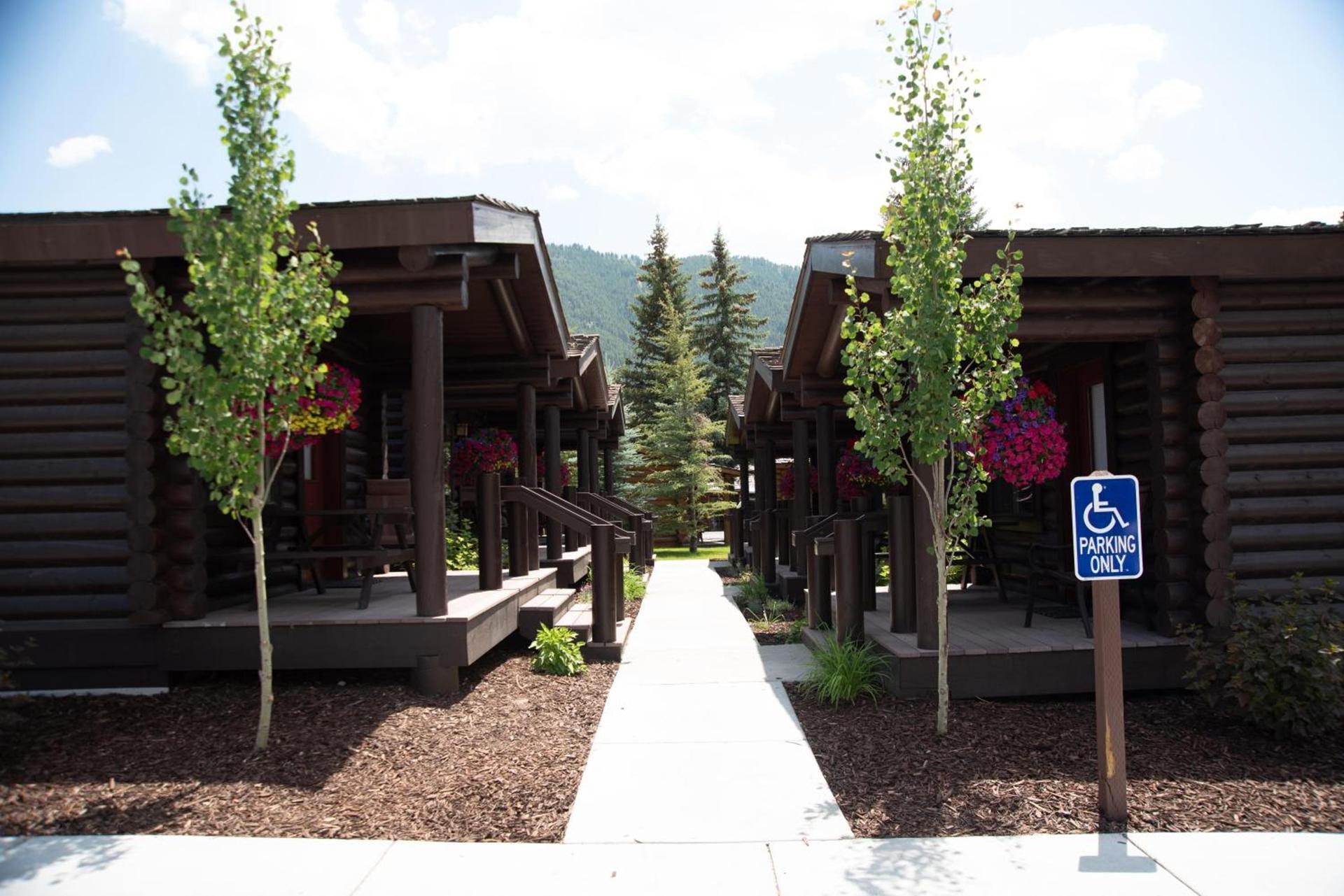 Elk Country Inn photo 67