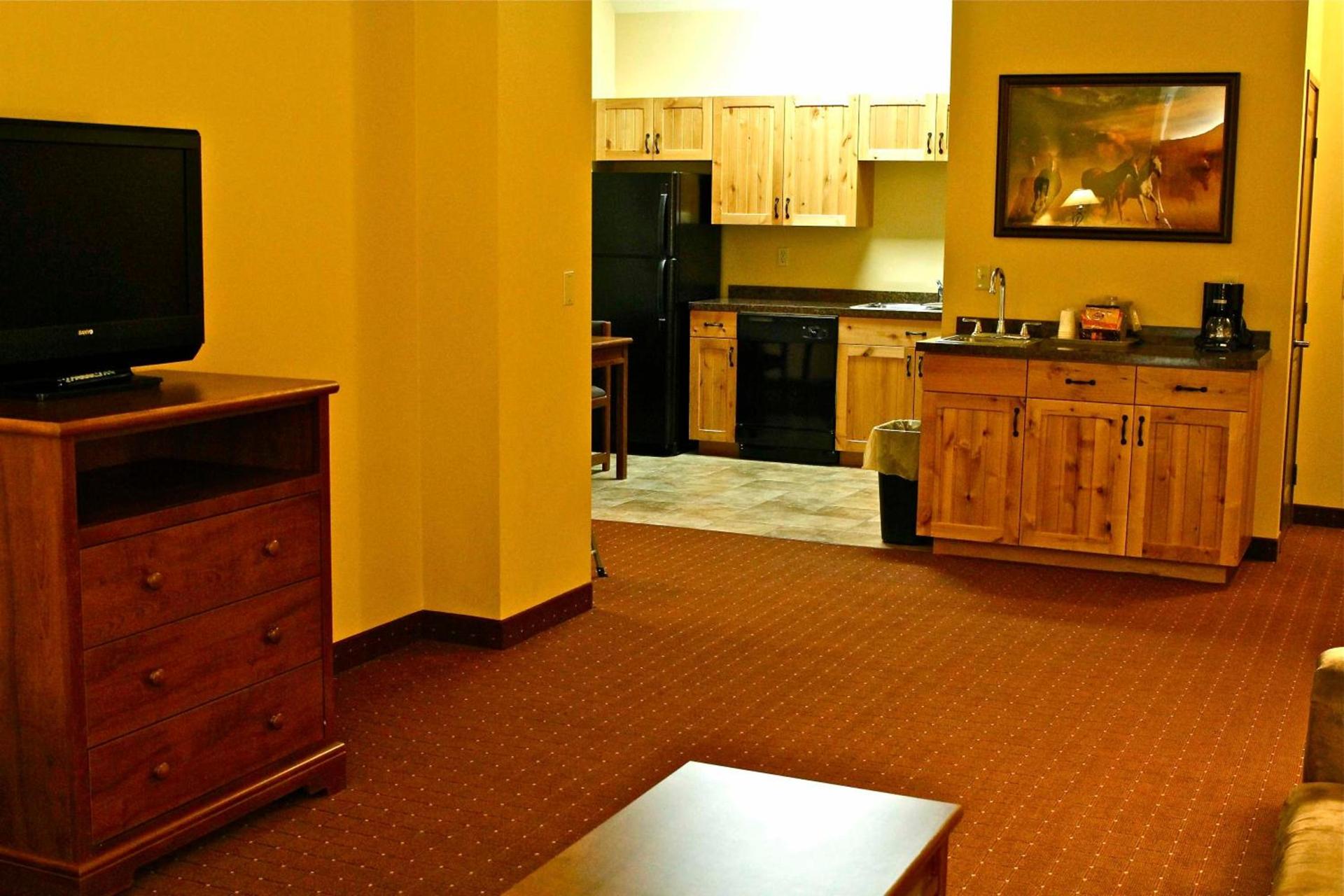 Arbuckle Lodge Gillette photo 19