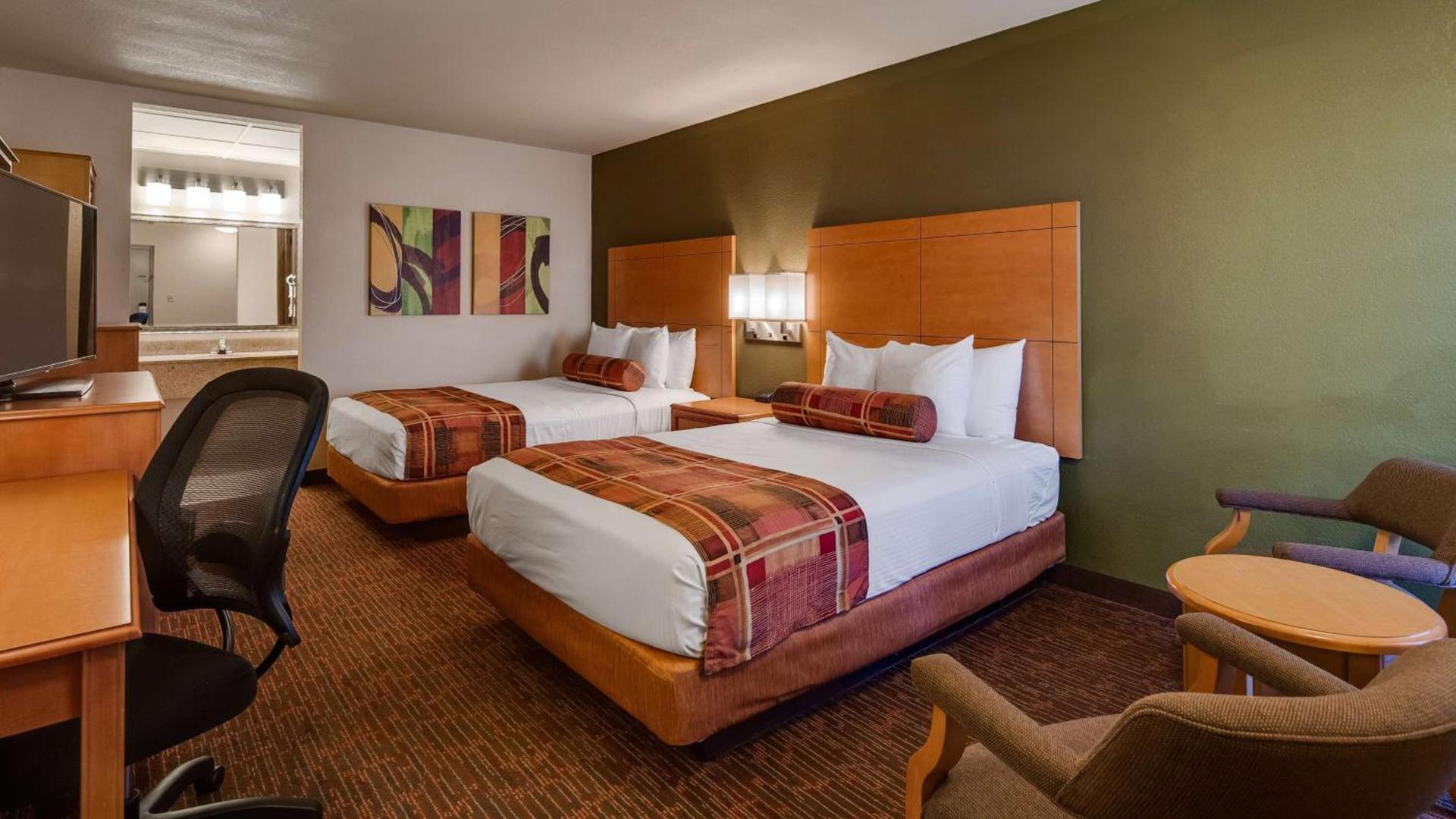 Best Western Angus Inn photo 15