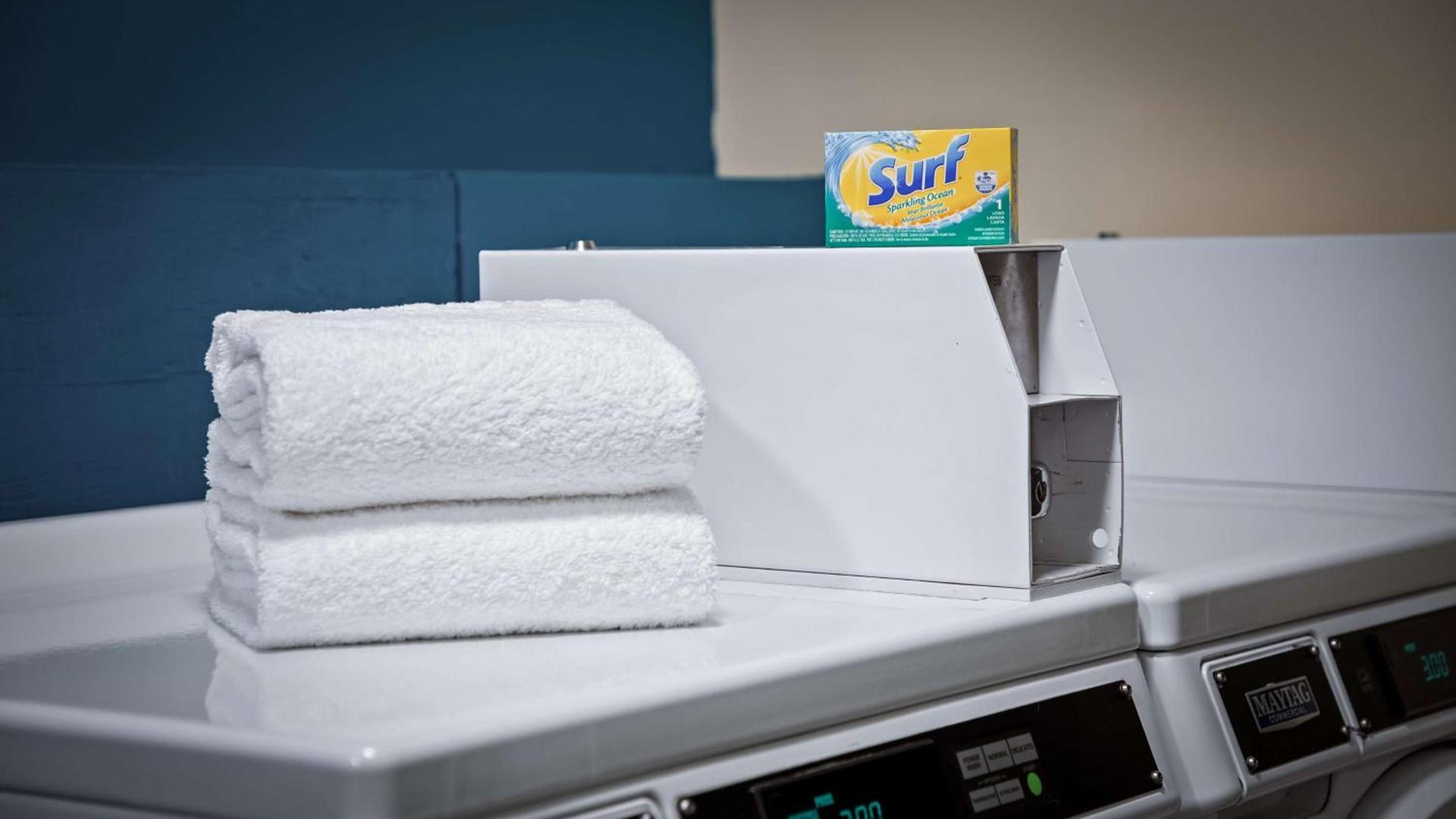 Best Western Plus Lee's Summit Hotel & Suites photo 28