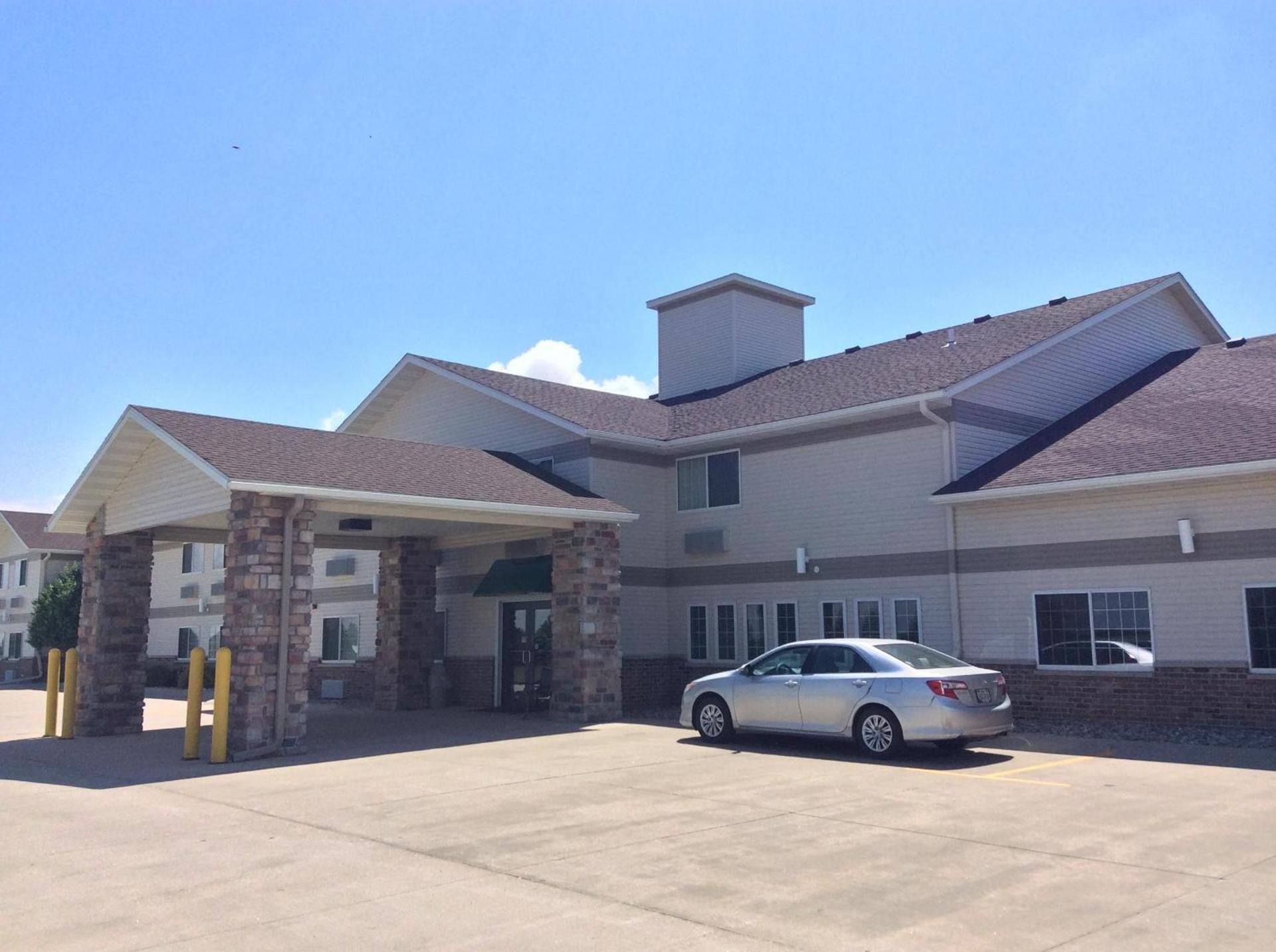 Baymont by Wyndham Harlan photo 5