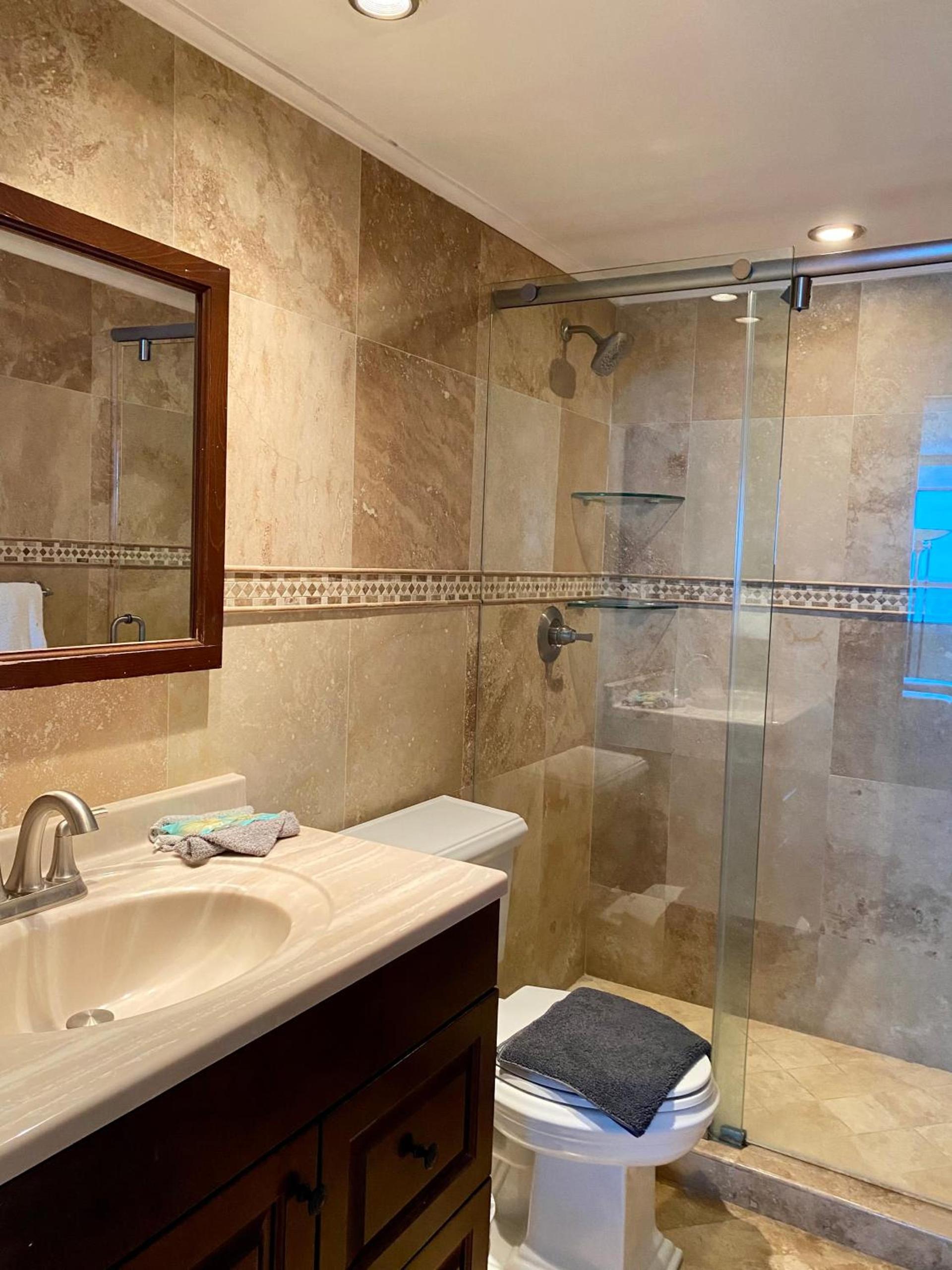 Castle Beach Resort Condo - Panoramic Large Penthouse or Deluxe 1 BR Direct Ocean View and beach access- Updated-Free parking- photo 95