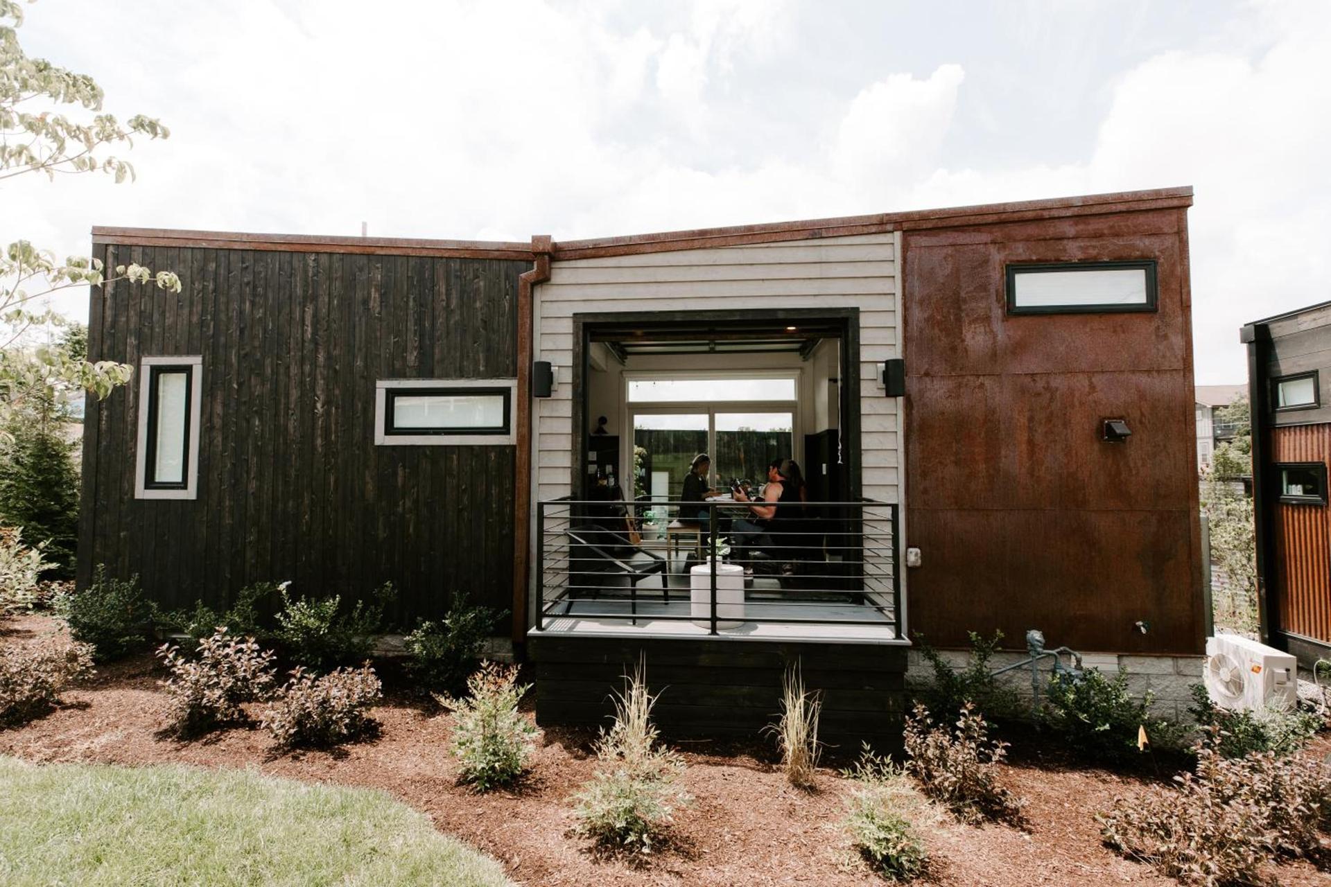 Ironwood Grove, Tiny House Hotel photo 63