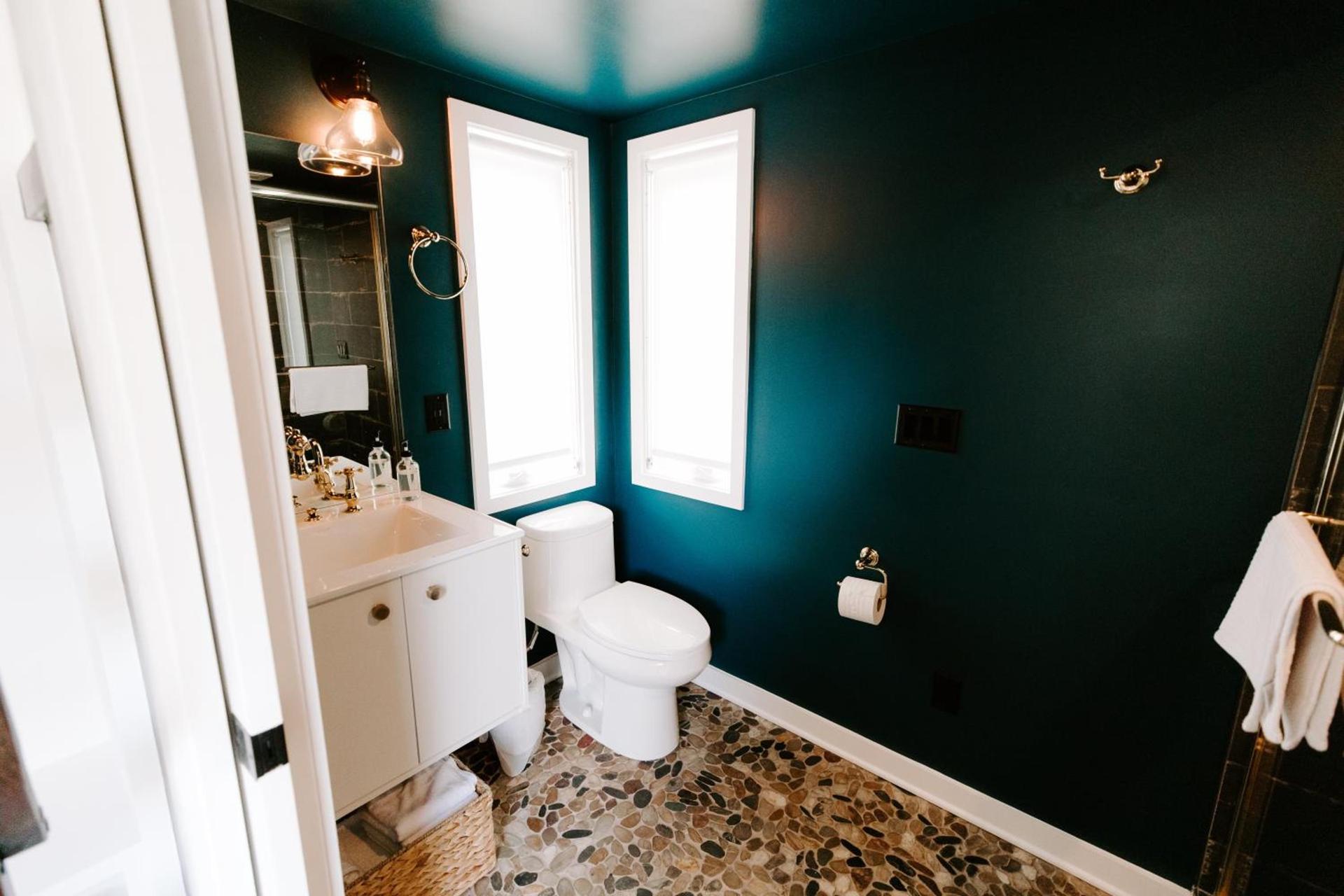Ironwood Grove, Tiny House Hotel photo 62