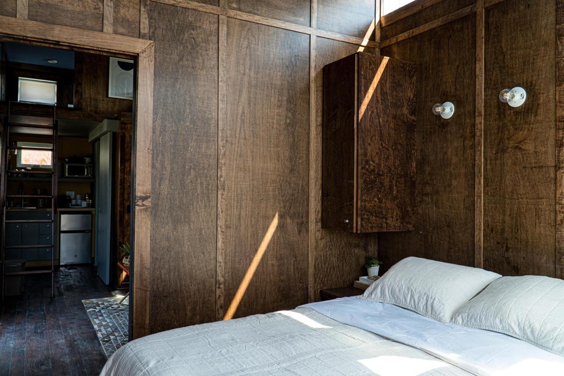 Ironwood Grove, Tiny House Hotel photo 86