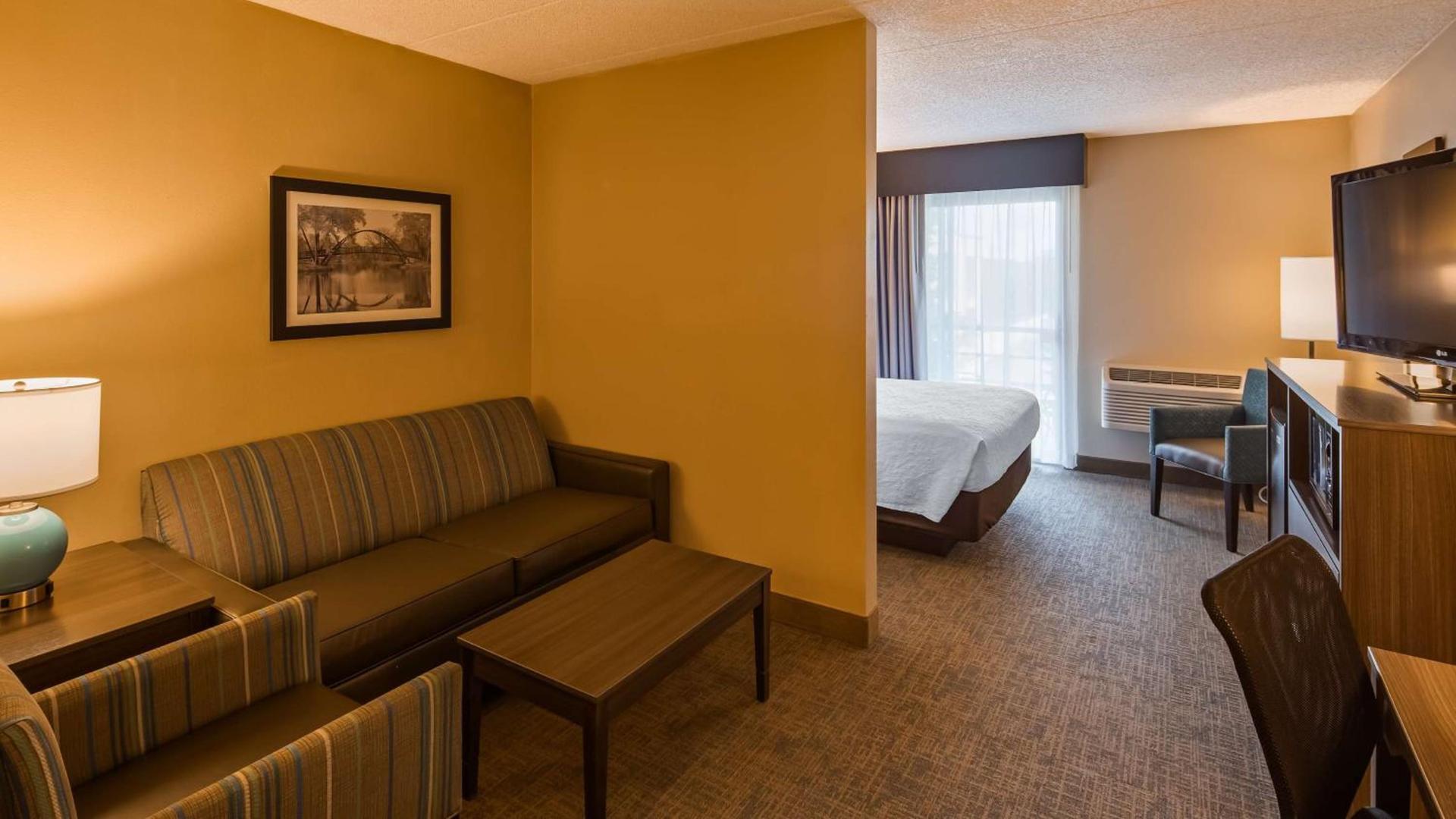 Best Western East Towne Suites photo 4