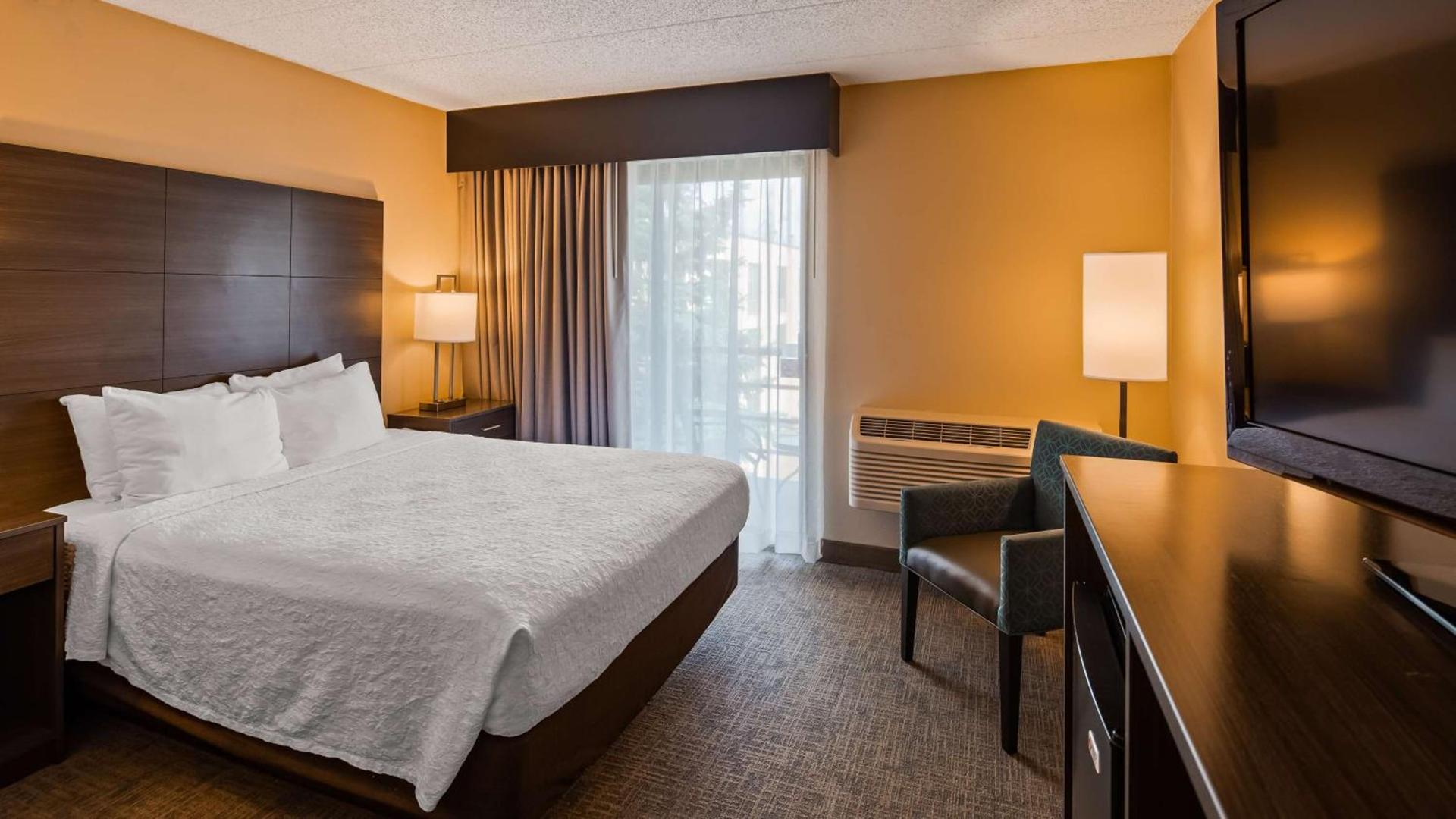 Best Western East Towne Suites photo 21