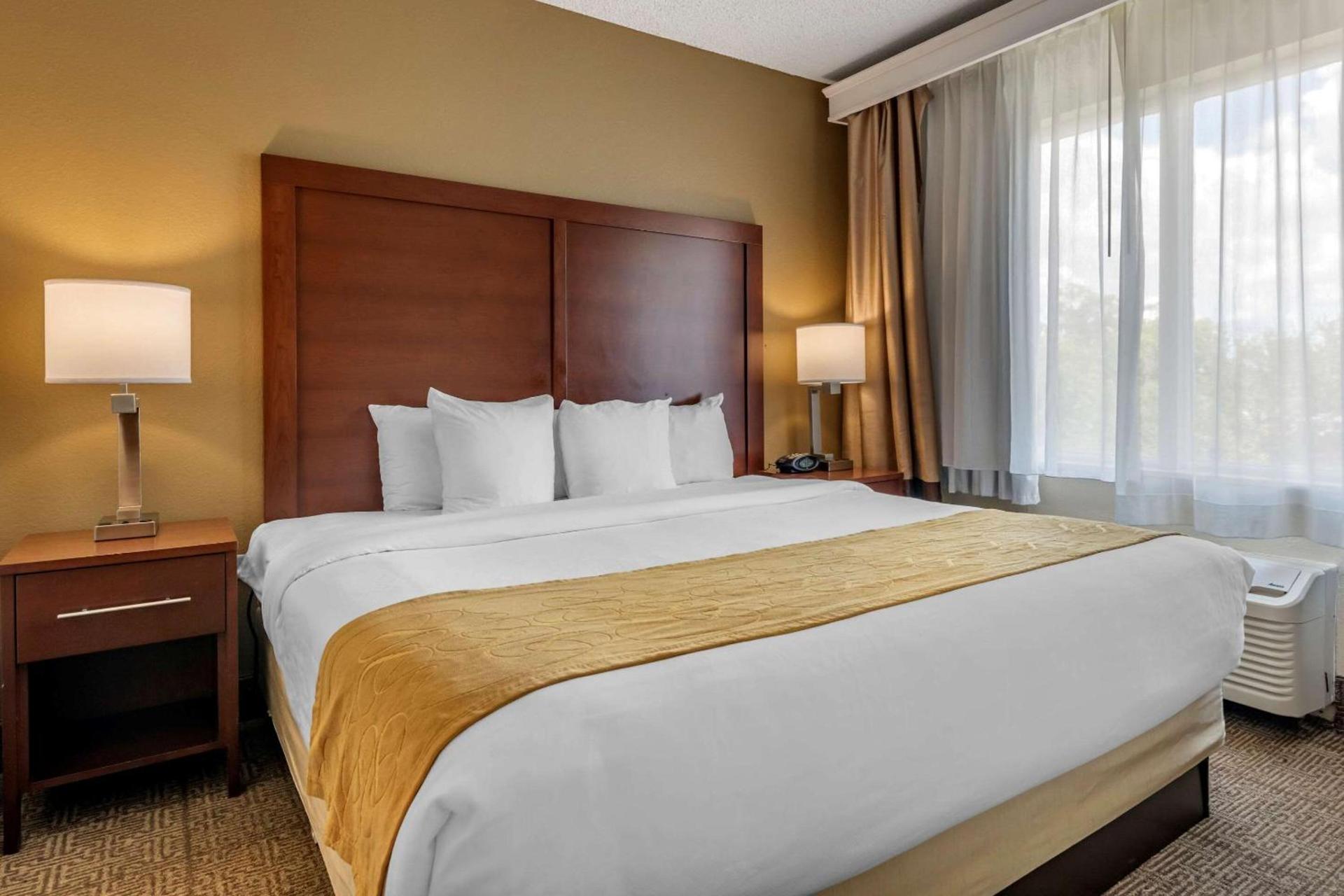Comfort Suites Tamarac Sawgrass photo 4