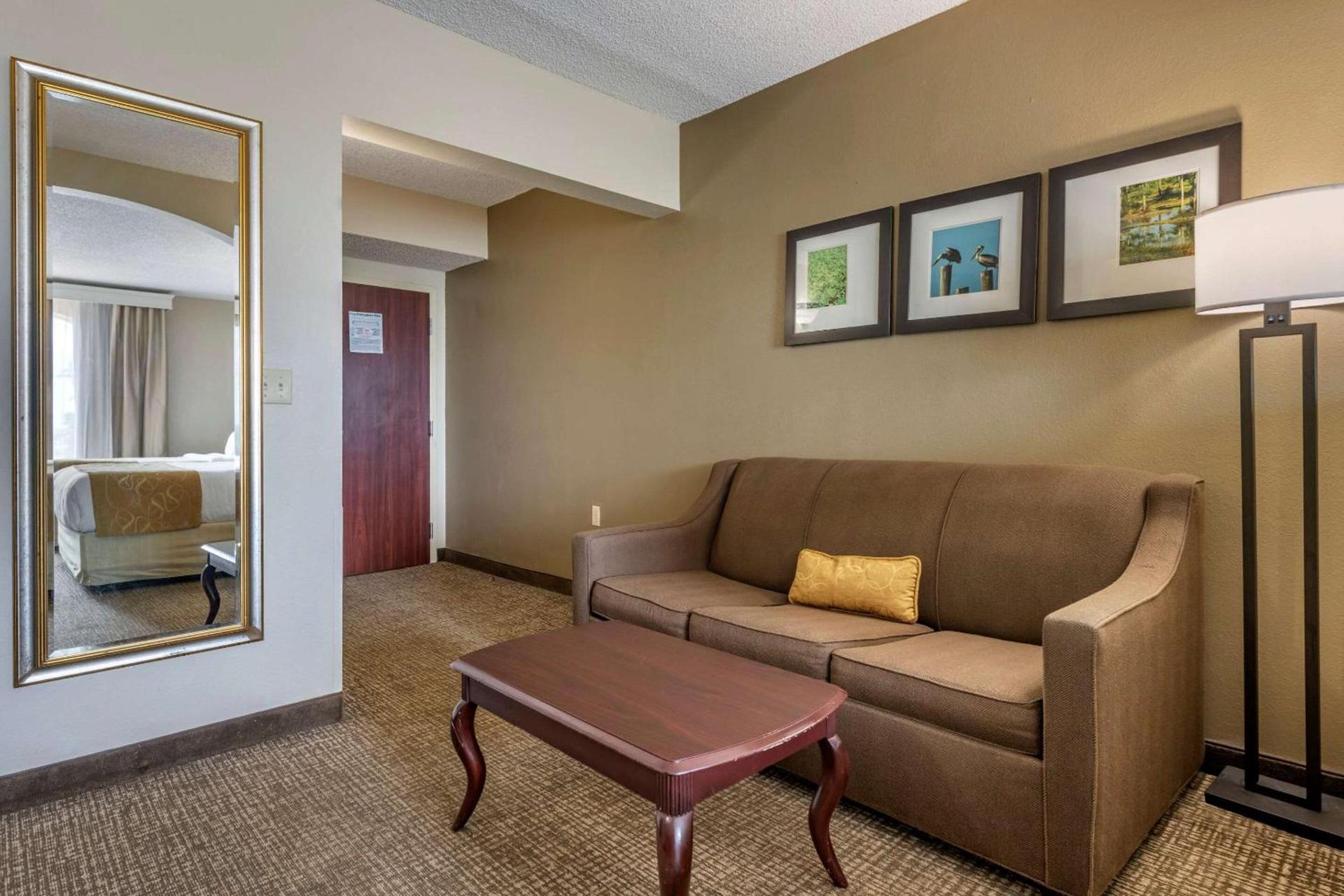 Comfort Suites Tamarac Sawgrass photo 17