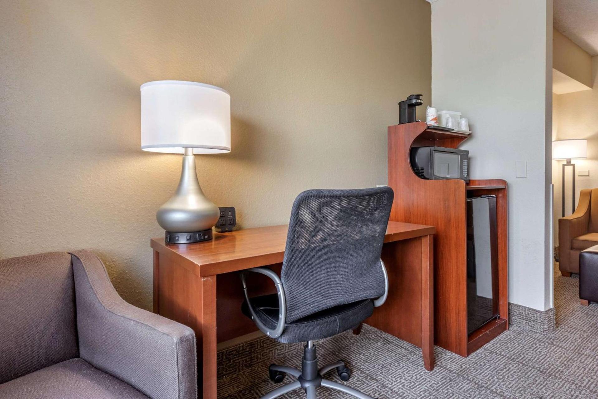 Comfort Suites Tamarac Sawgrass photo 20