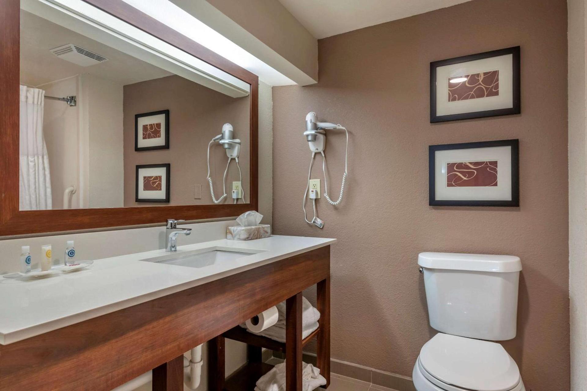 Comfort Suites Tamarac Sawgrass photo 27
