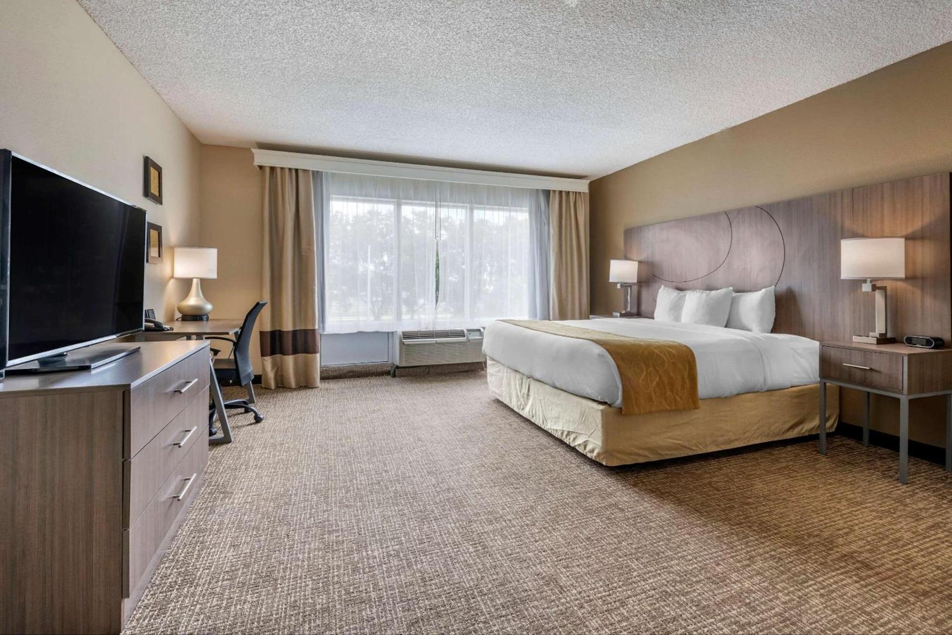 Comfort Suites Tamarac Sawgrass photo 24