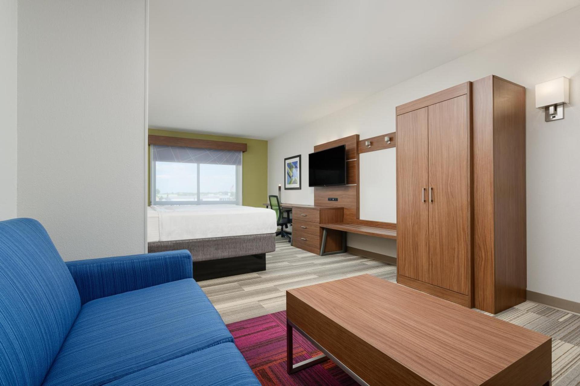 Holiday Inn Express - Tullahoma by IHG photo 43