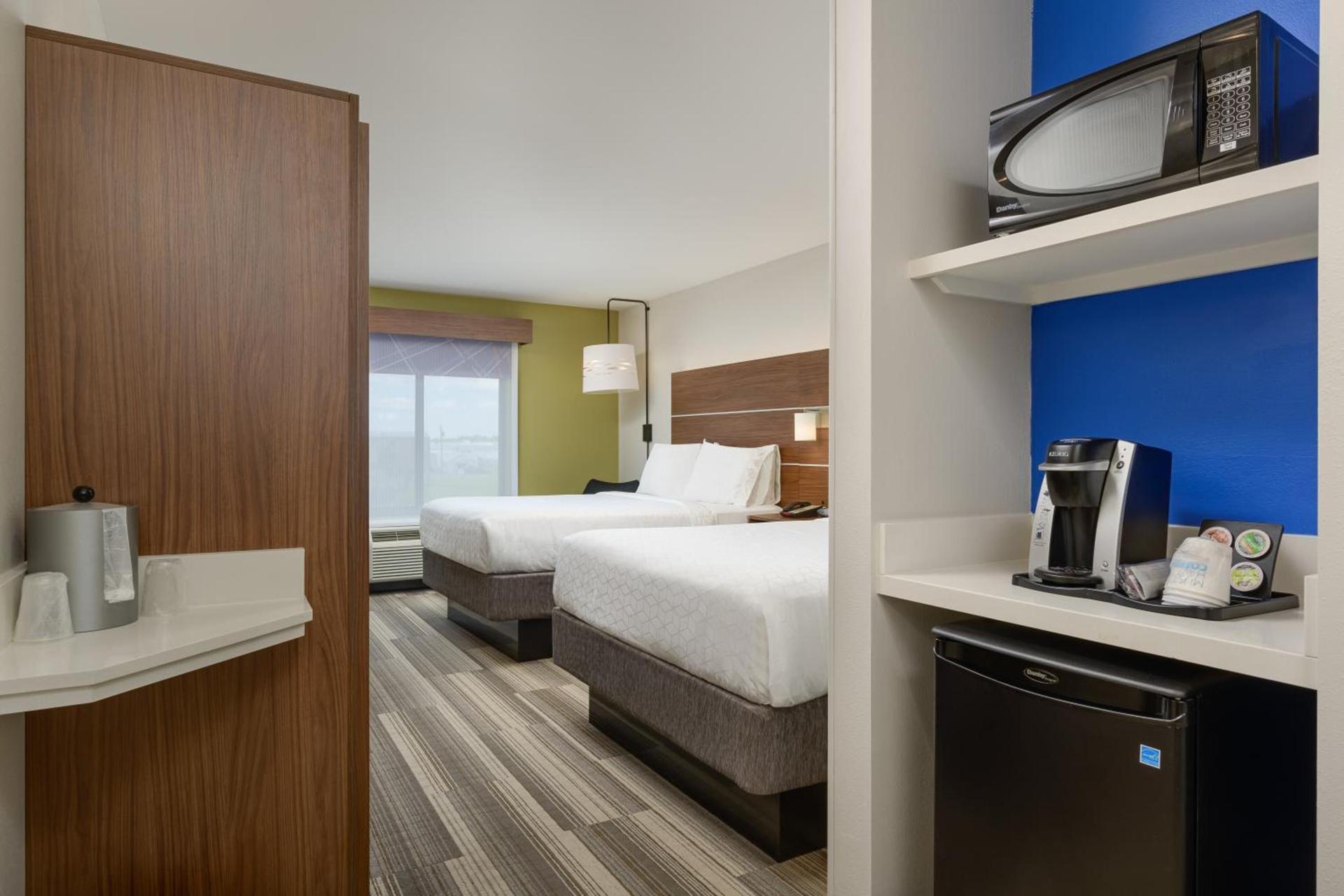 Holiday Inn Express - Tullahoma by IHG photo 26