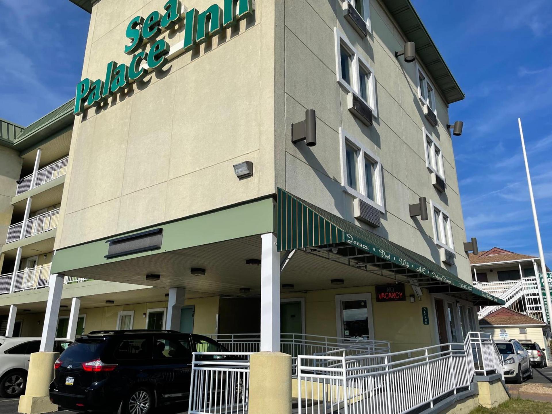 Sea Palace Inn photo 19