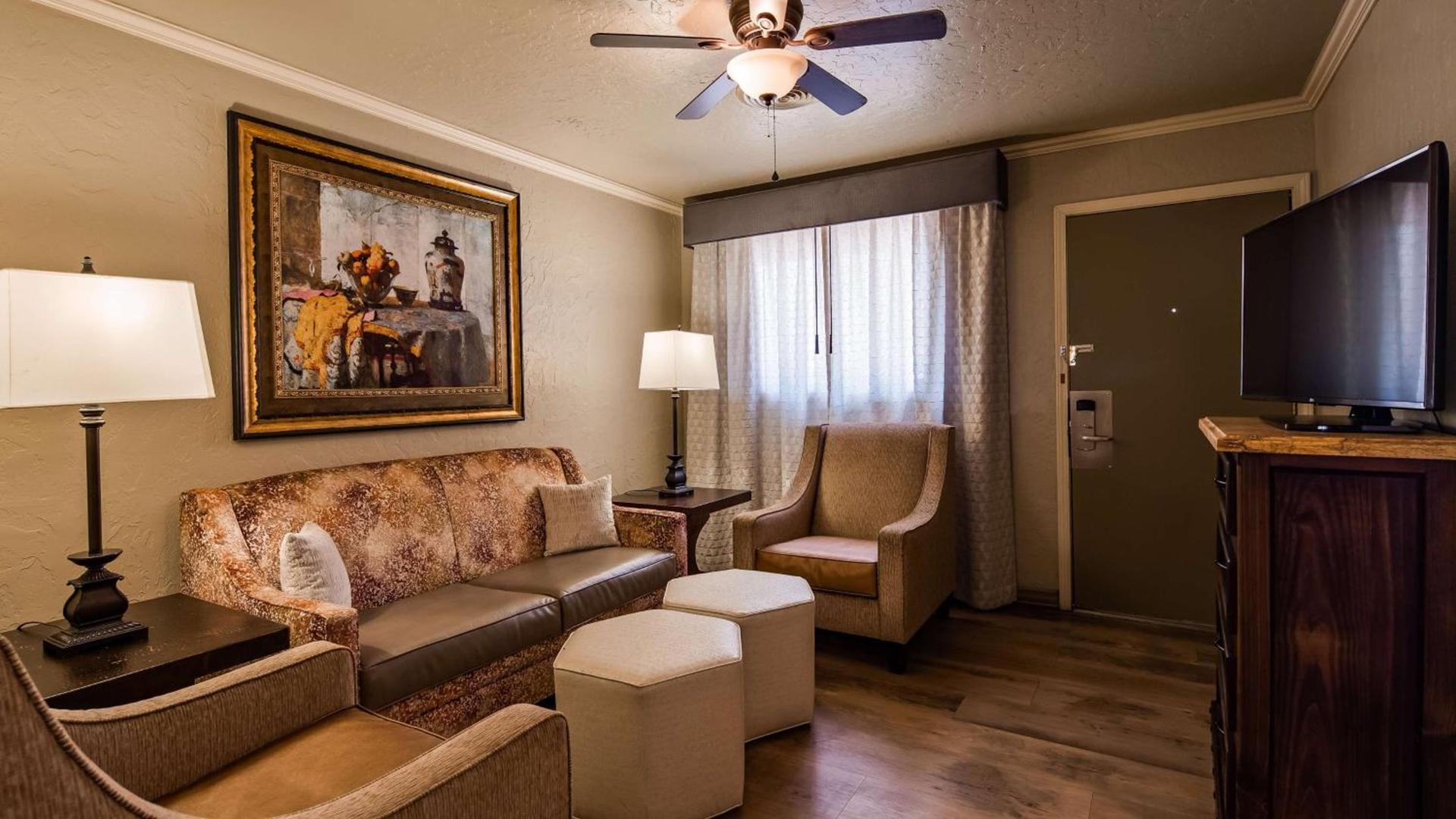 Best Western Plus Weatherford photo 17