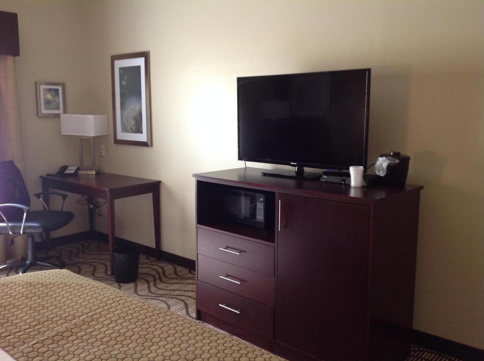 Executive Inn and Suites Jefferson photo 15