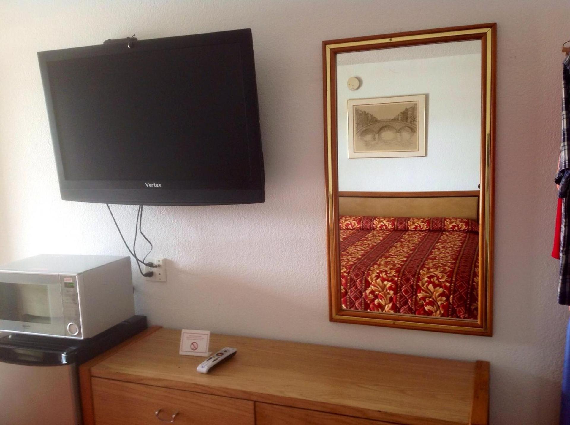 Hamilton Inn photo 8