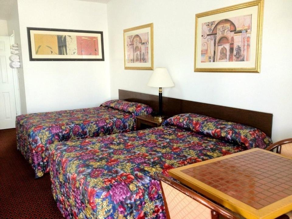 Hamilton Inn photo 7