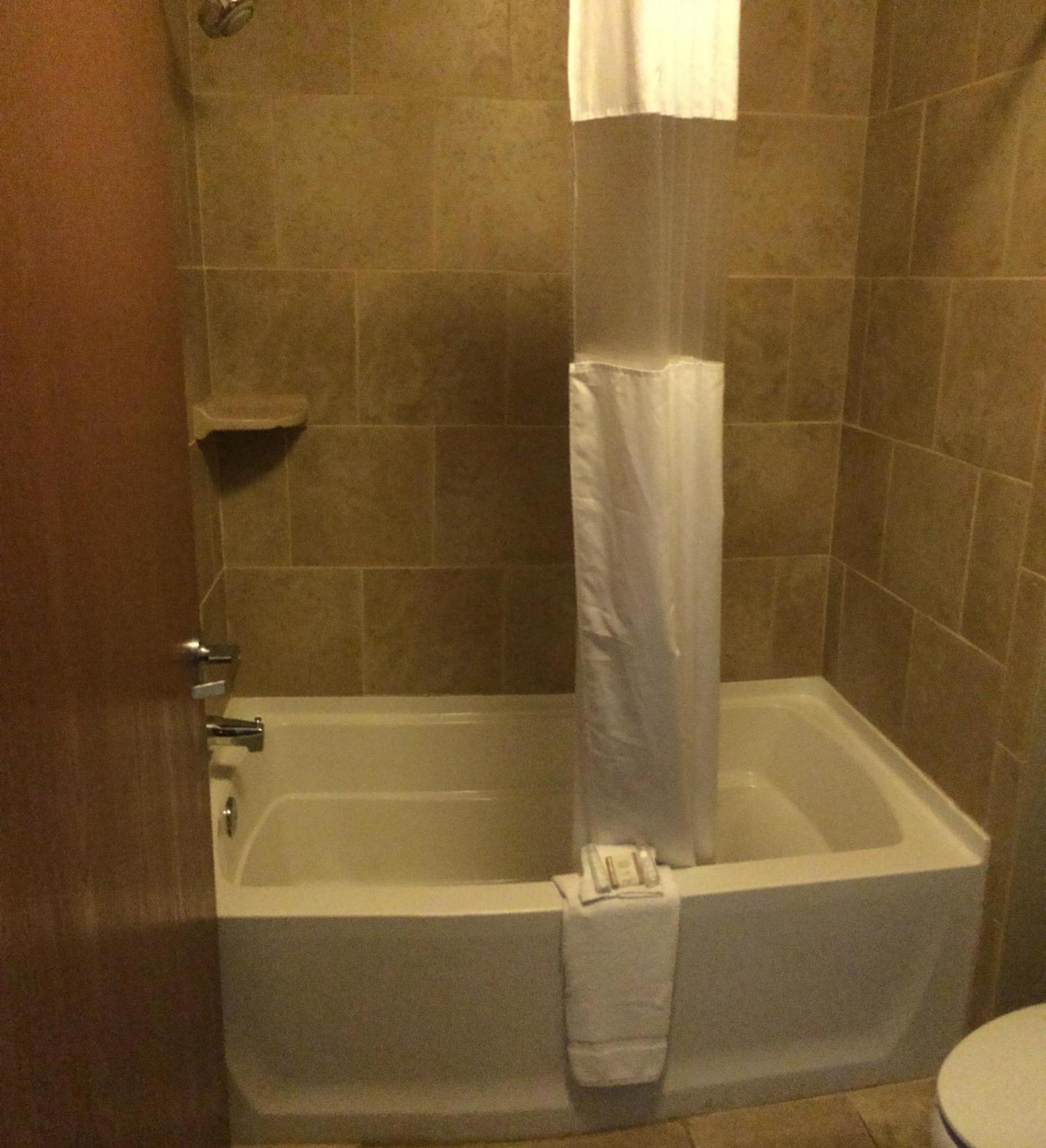 Baymont by Wyndham Minot photo 17