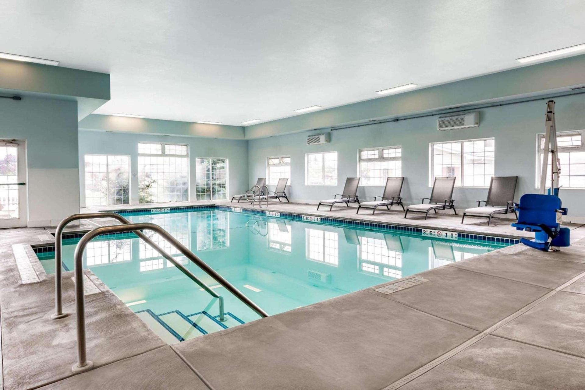Super 8 by Wyndham Spokane Valley photo 5