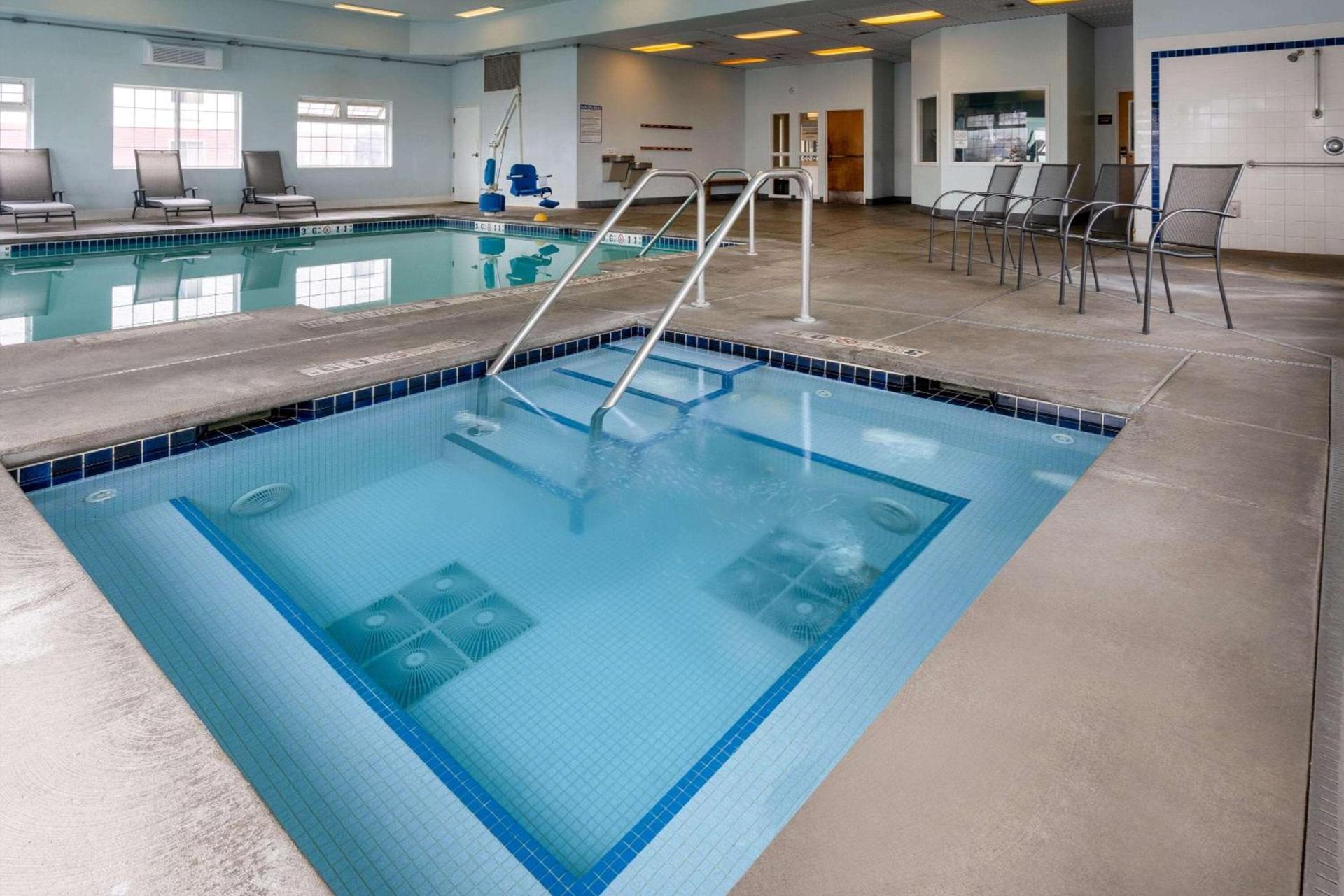 Super 8 by Wyndham Spokane Valley photo 7
