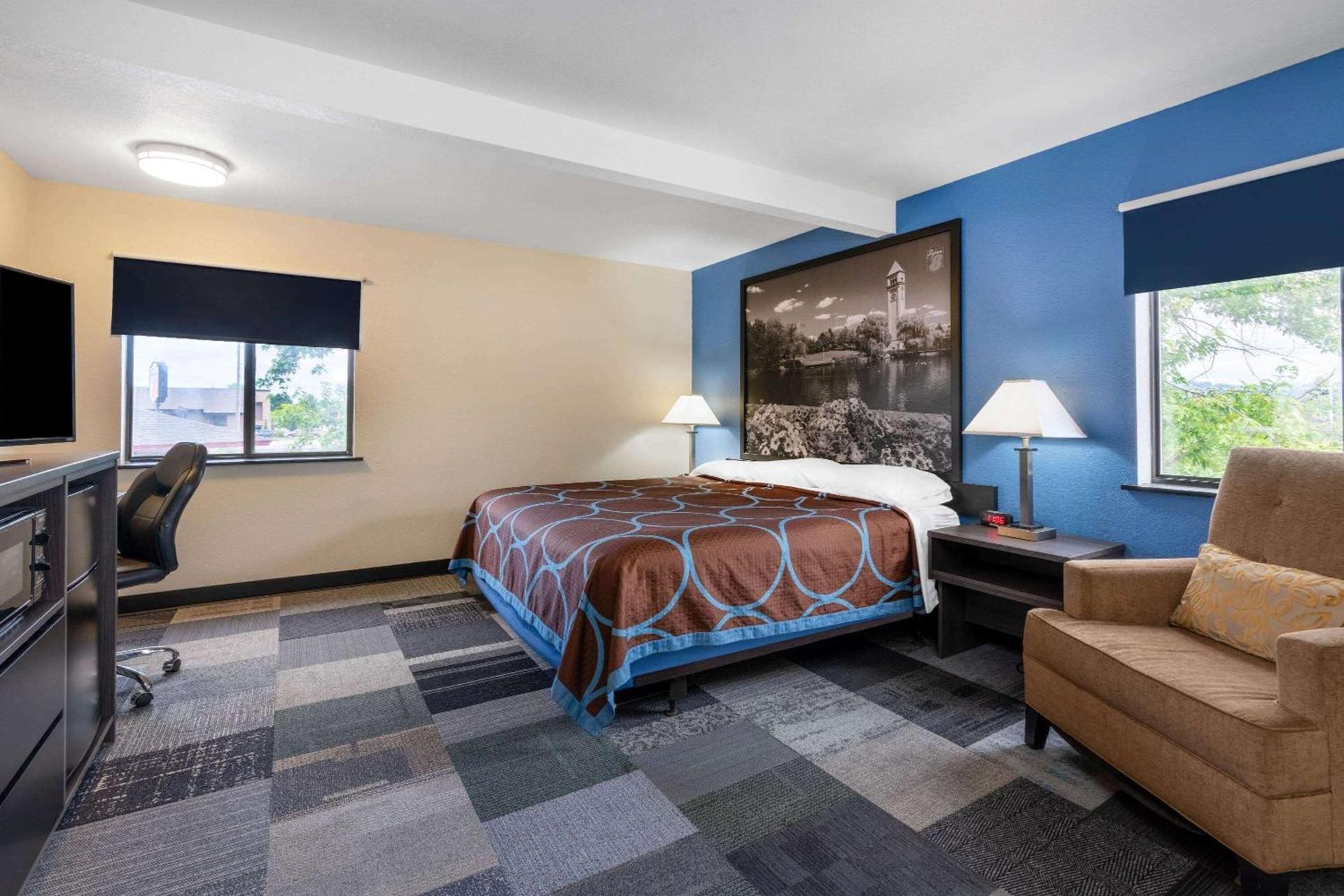 Super 8 by Wyndham Spokane Valley photo 14