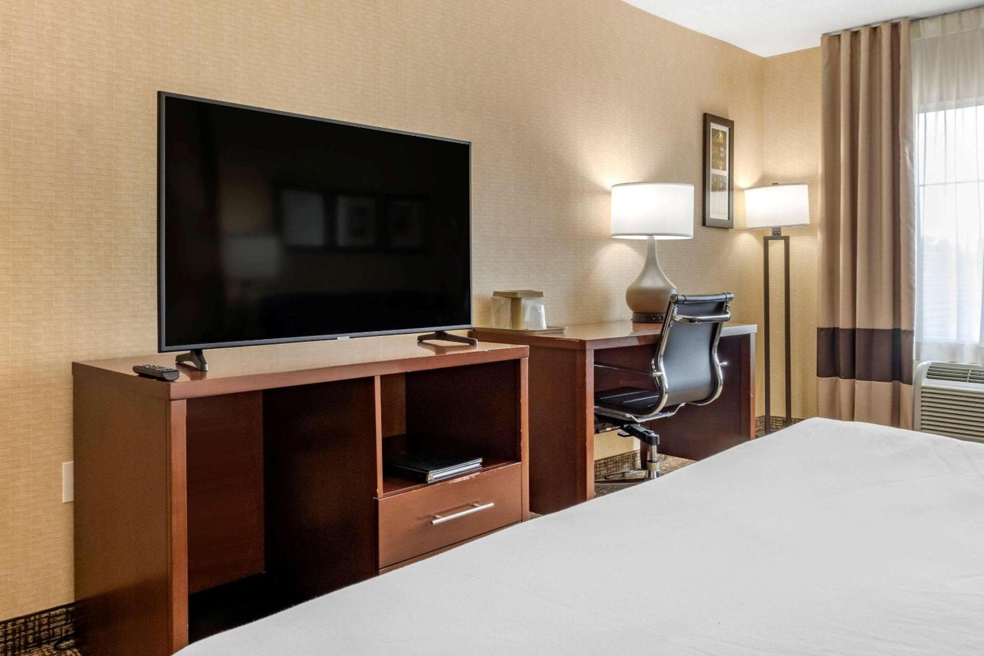 Comfort Inn Meadowlands photo 8