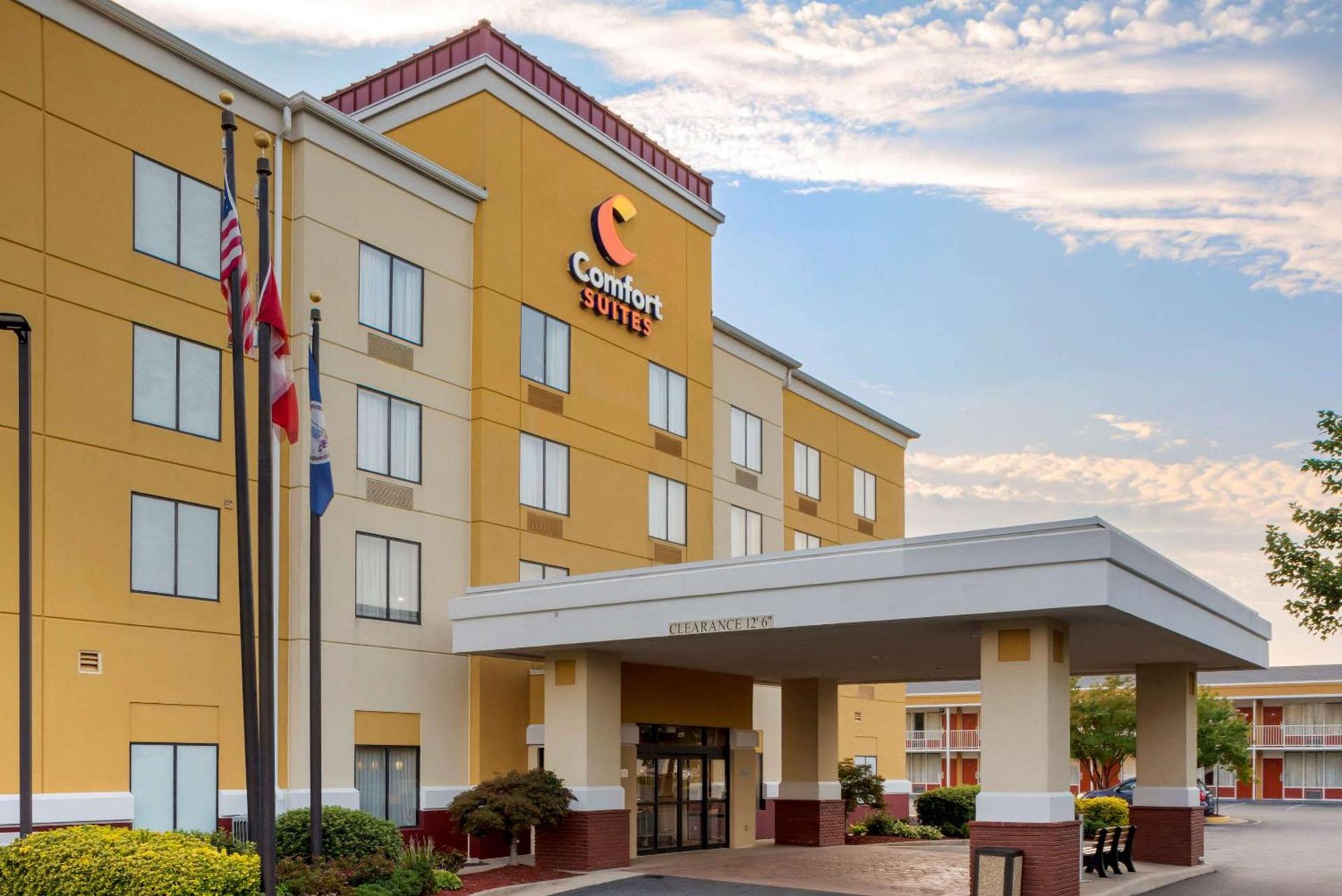 Comfort Suites Fredericksburg North photo 2
