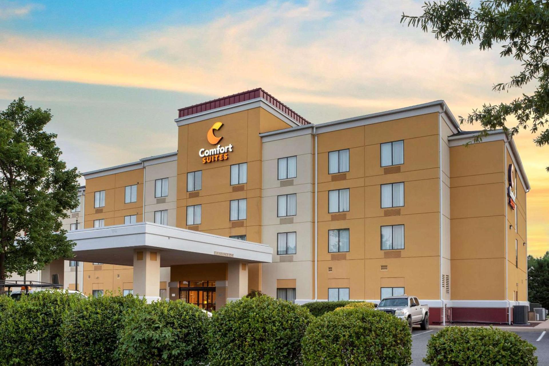 Comfort Suites Fredericksburg North photo 5