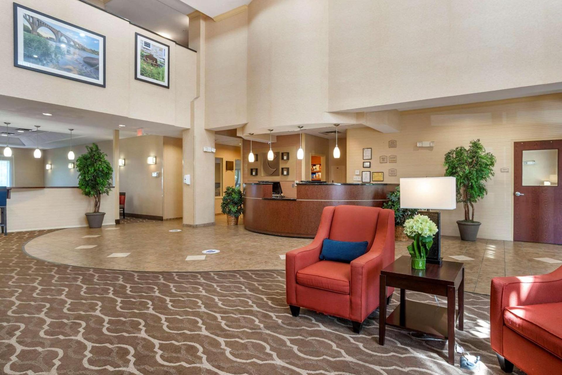 Comfort Suites Fredericksburg North photo 9