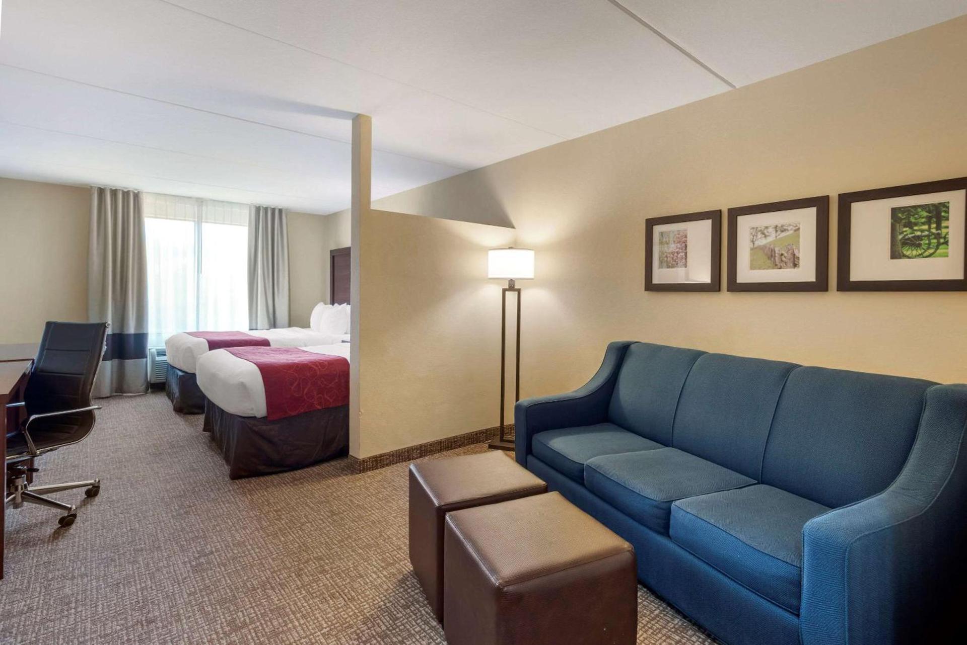 Comfort Suites Fredericksburg North photo 37