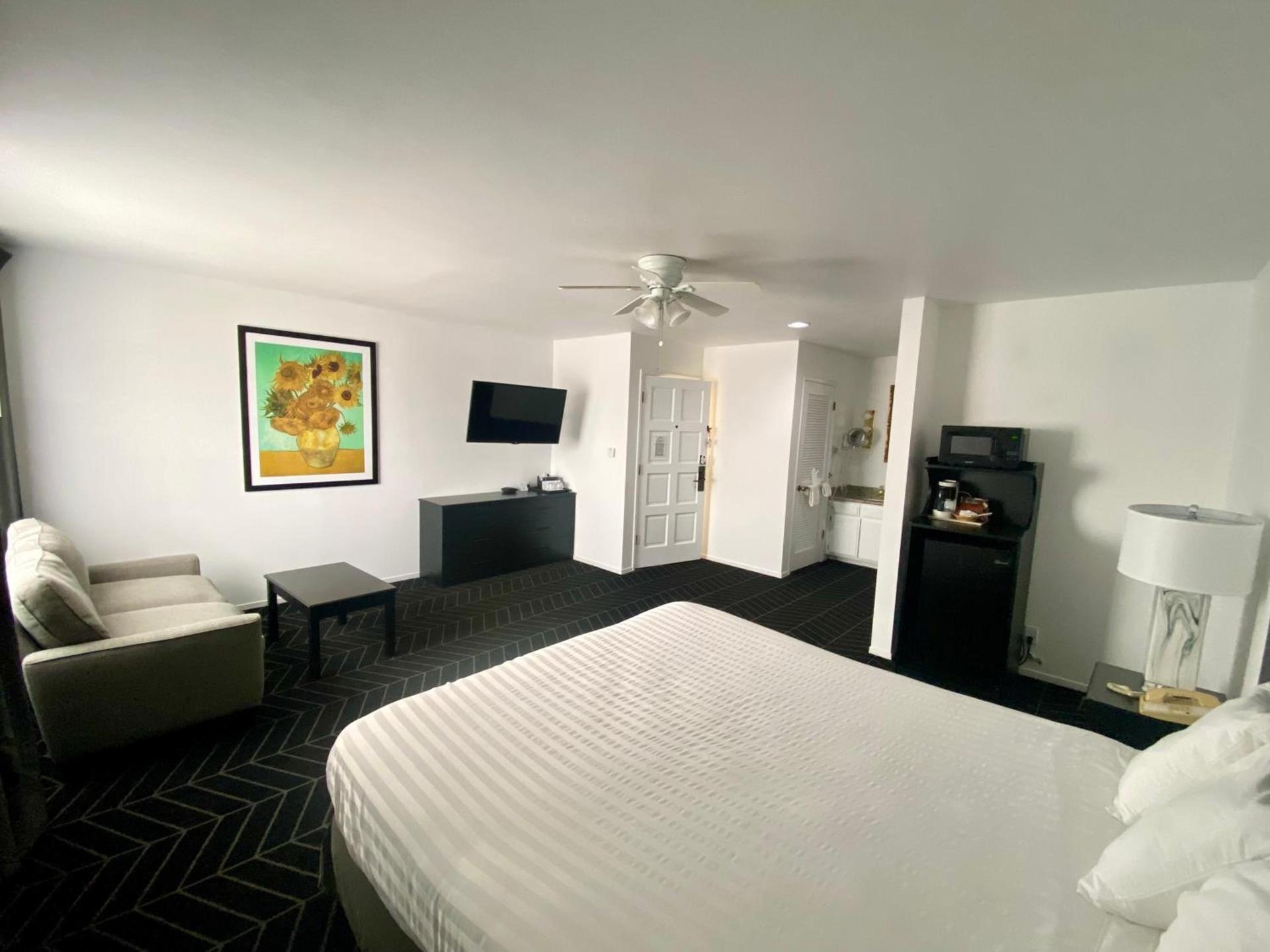 Masterpiece Hotel photo 58