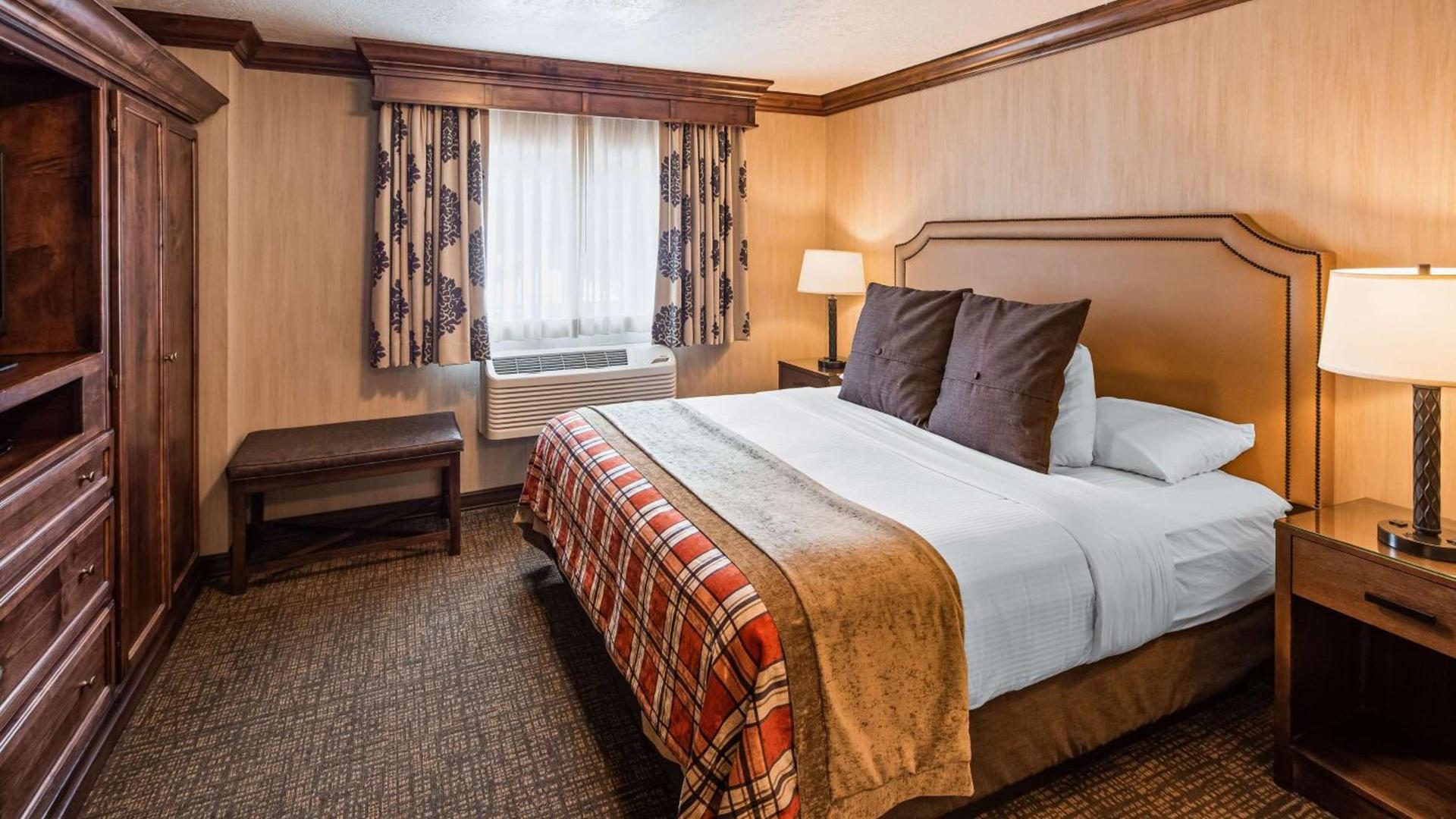 Best Western Plus Flathead Lake Inn and Suites photo 18