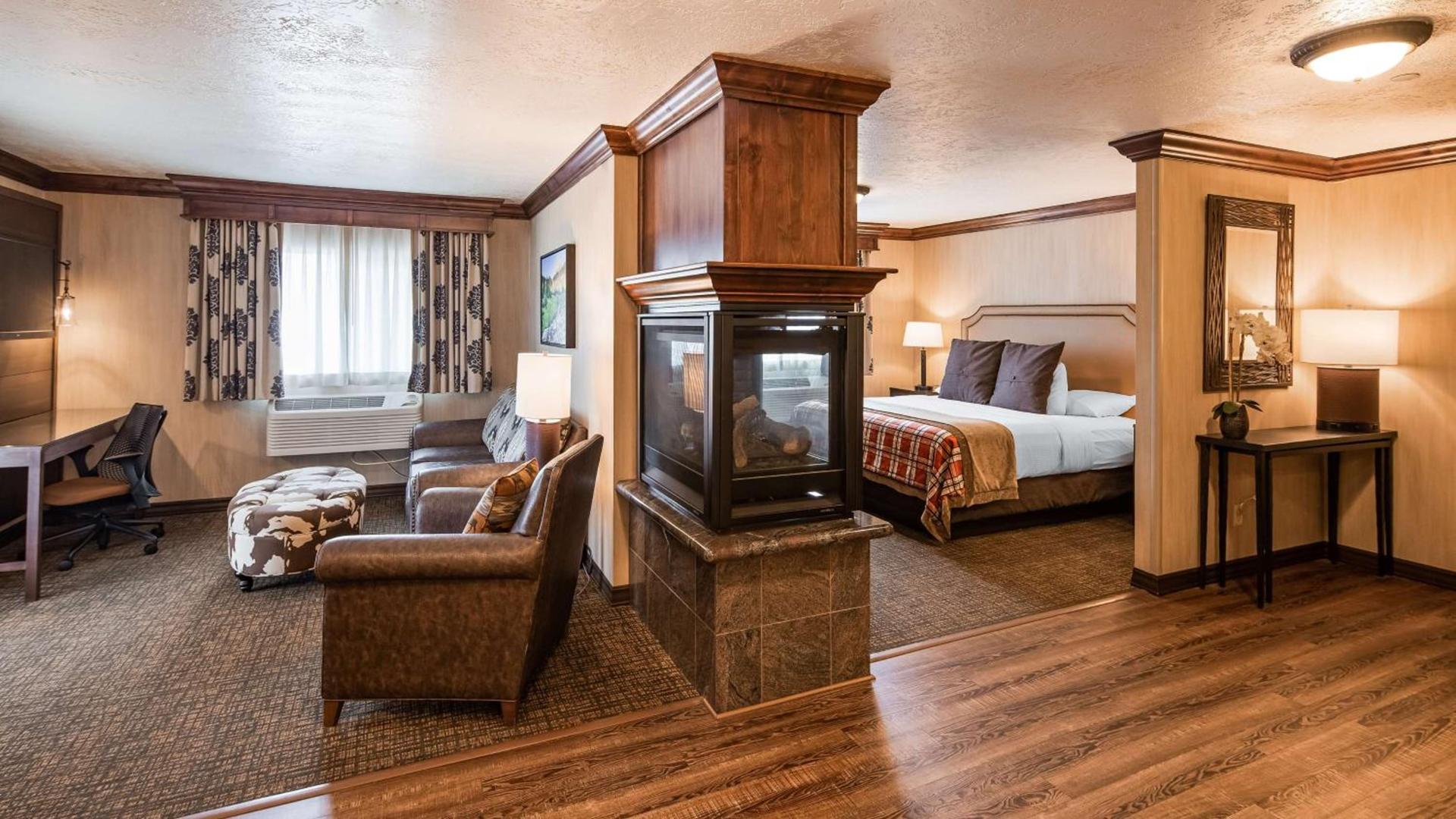 Best Western Plus Flathead Lake Inn and Suites photo 3