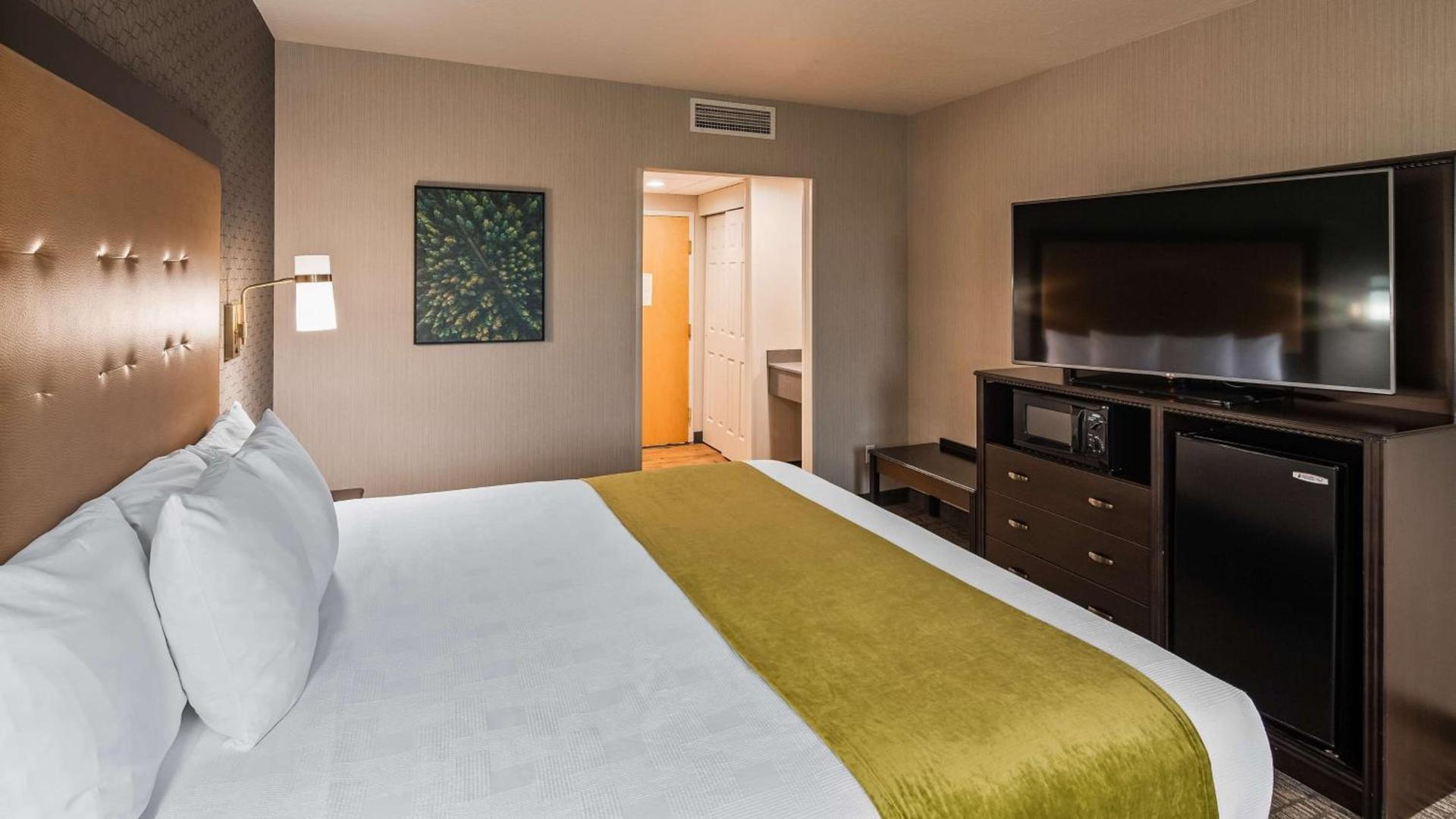 Best Western Plus Grant Creek Inn photo 16