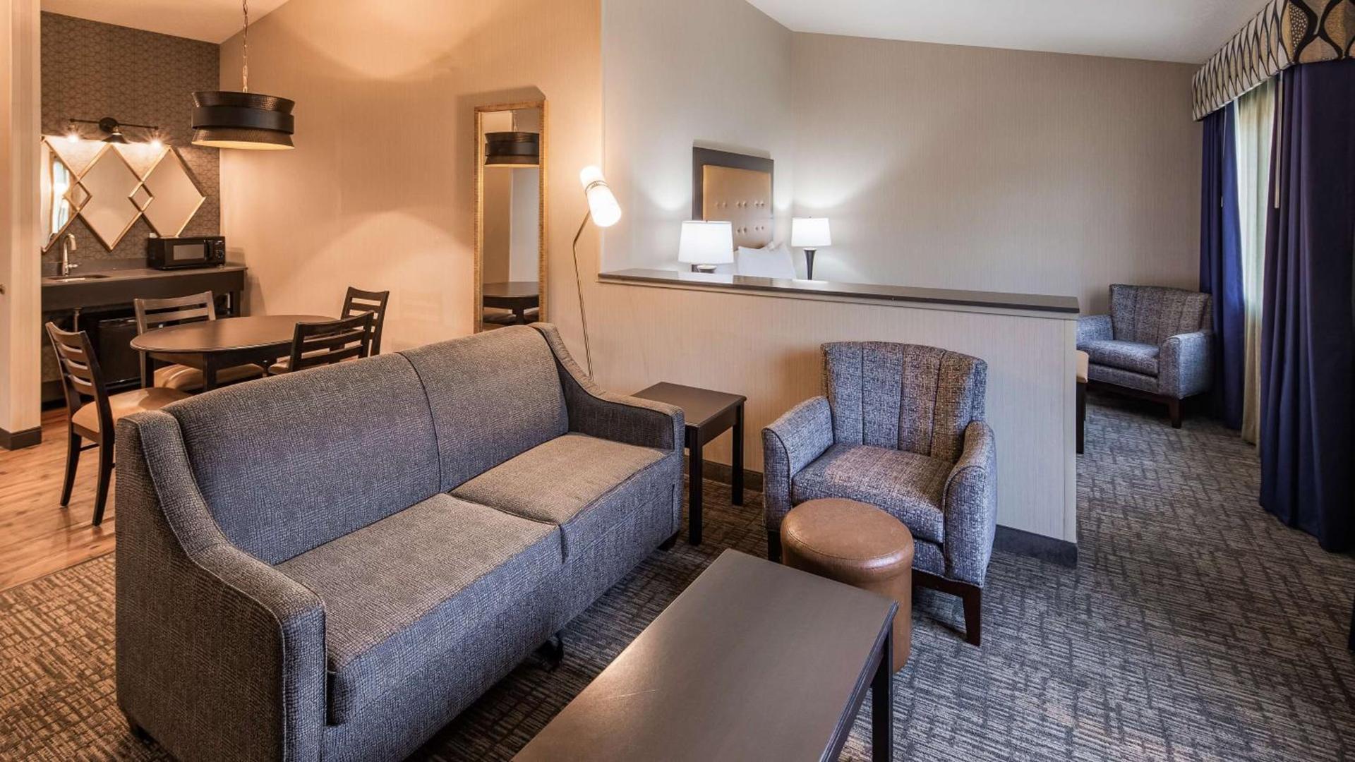Best Western Plus Grant Creek Inn photo 19