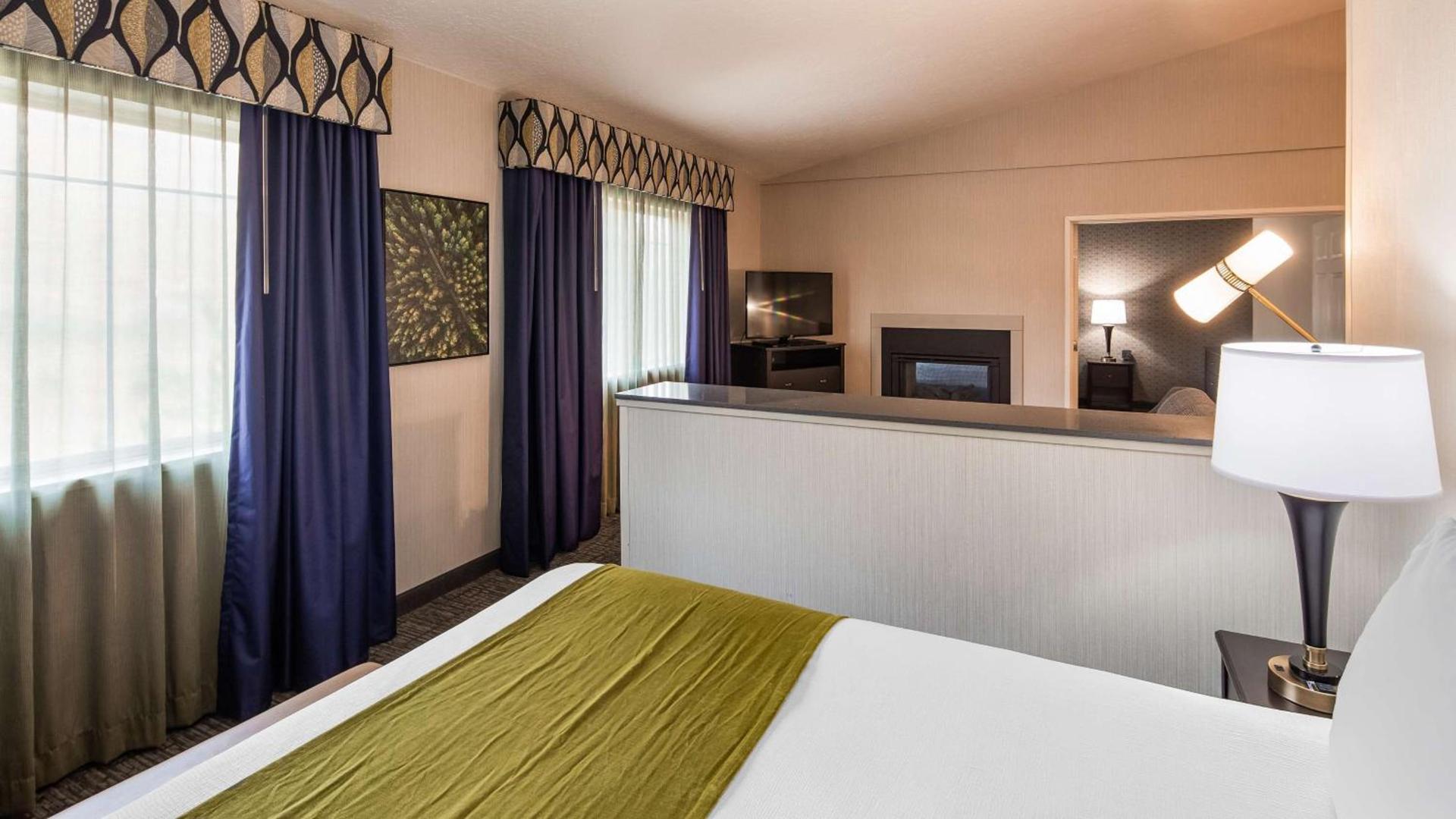 Best Western Plus Grant Creek Inn photo 21