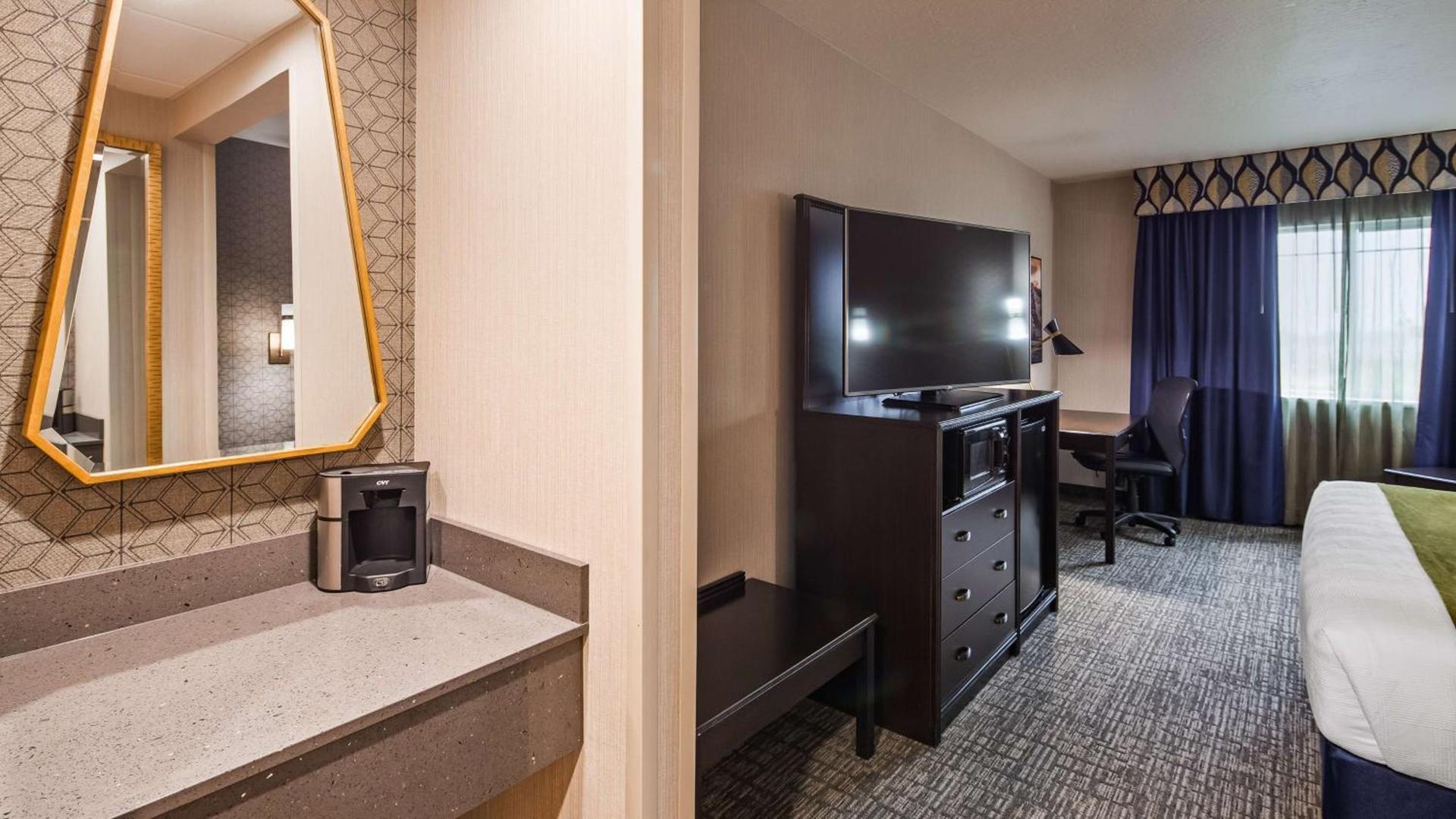 Best Western Plus Grant Creek Inn photo 22