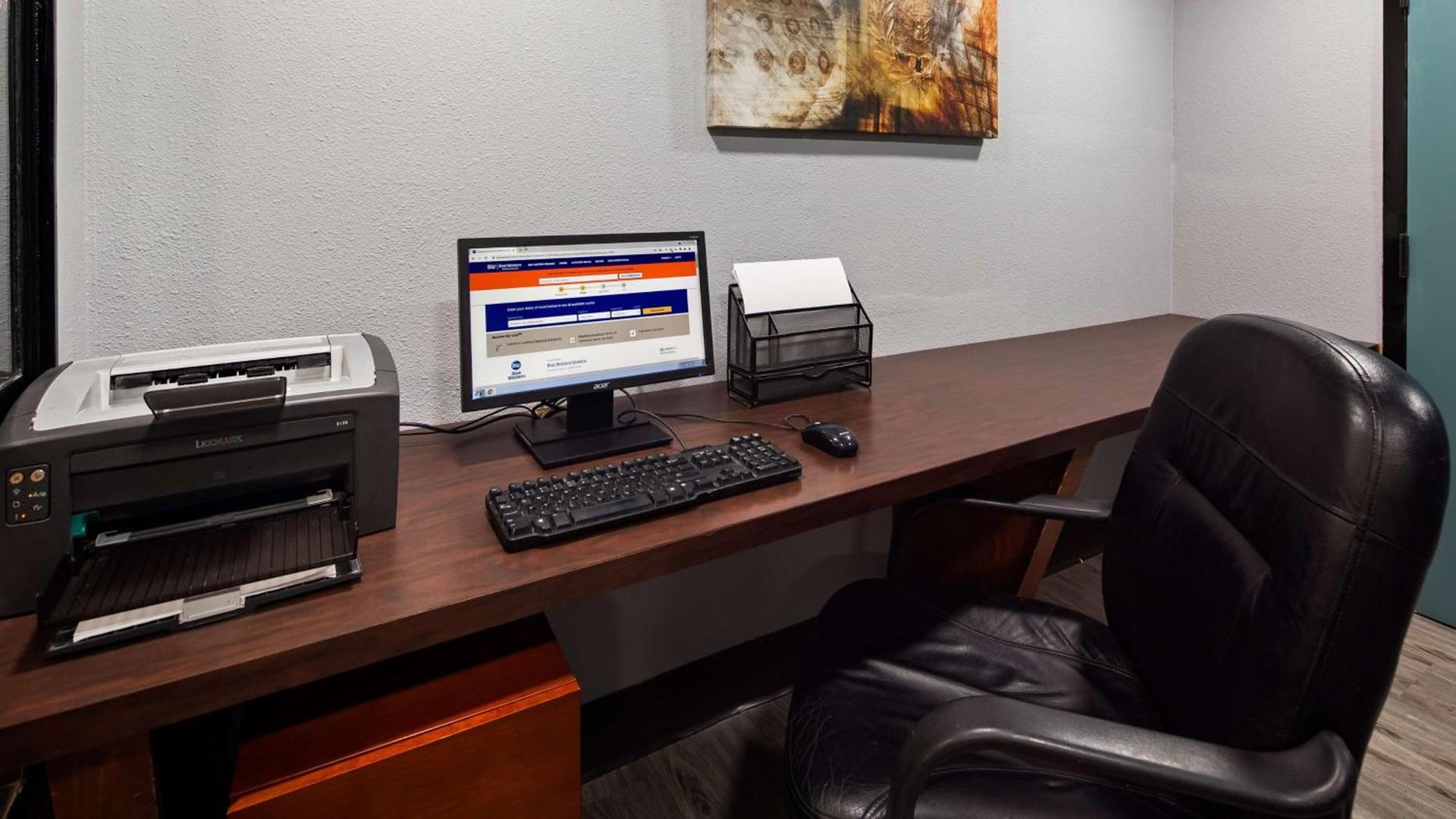 Best Western Emporia photo 20