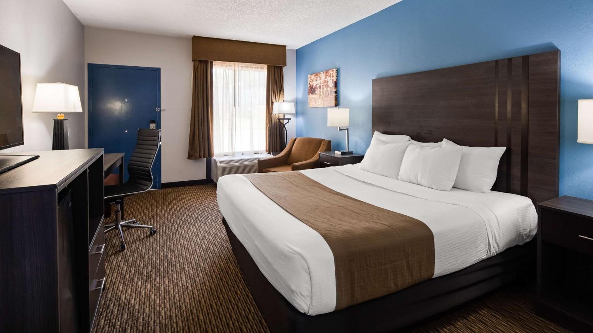 Best Western Emporia photo 13