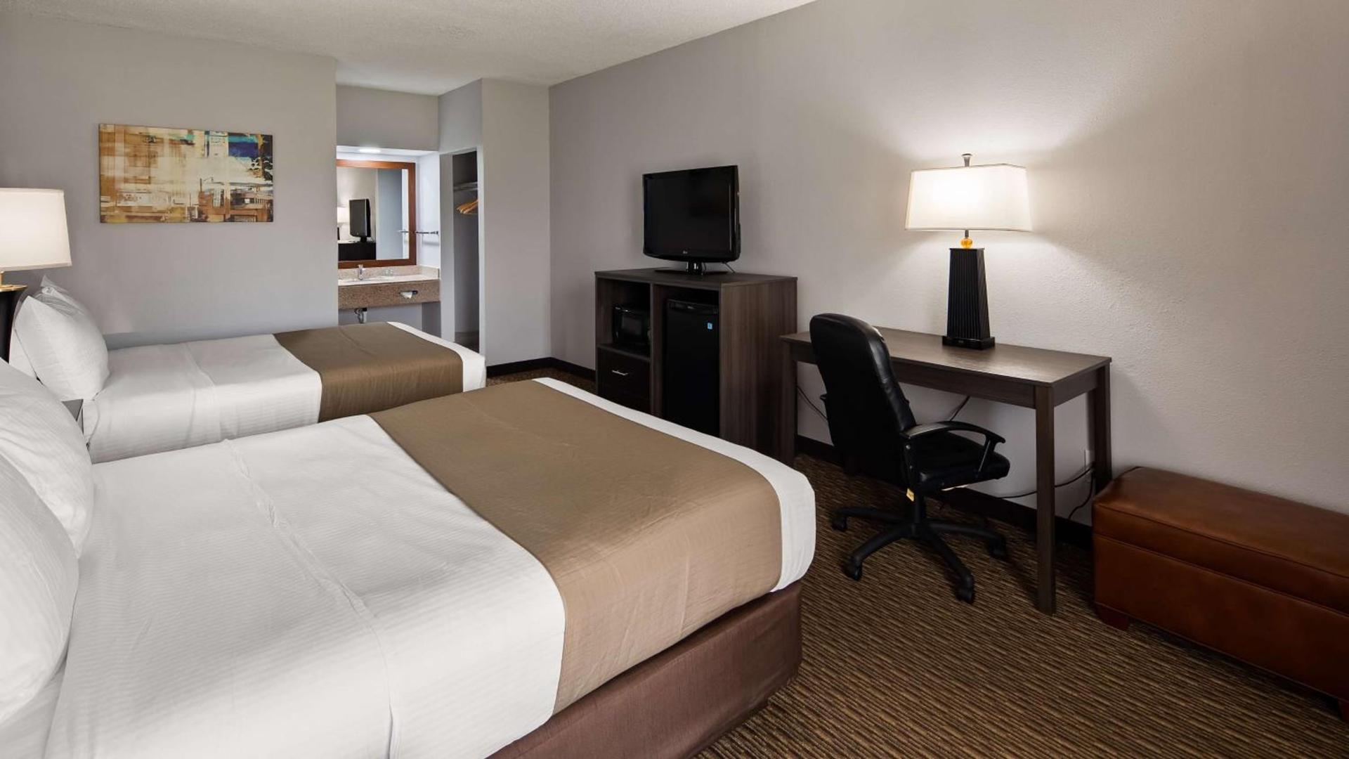 Best Western Emporia photo 14