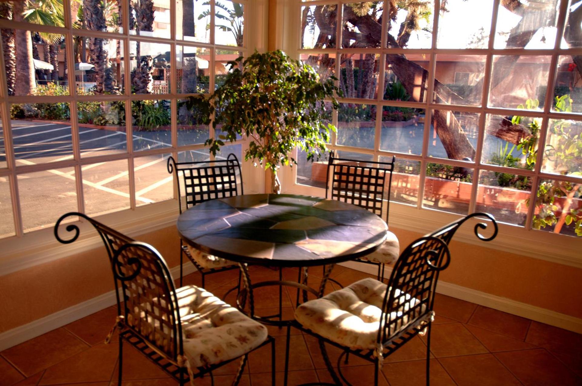Saga Motor Hotel Pasadena photo 10