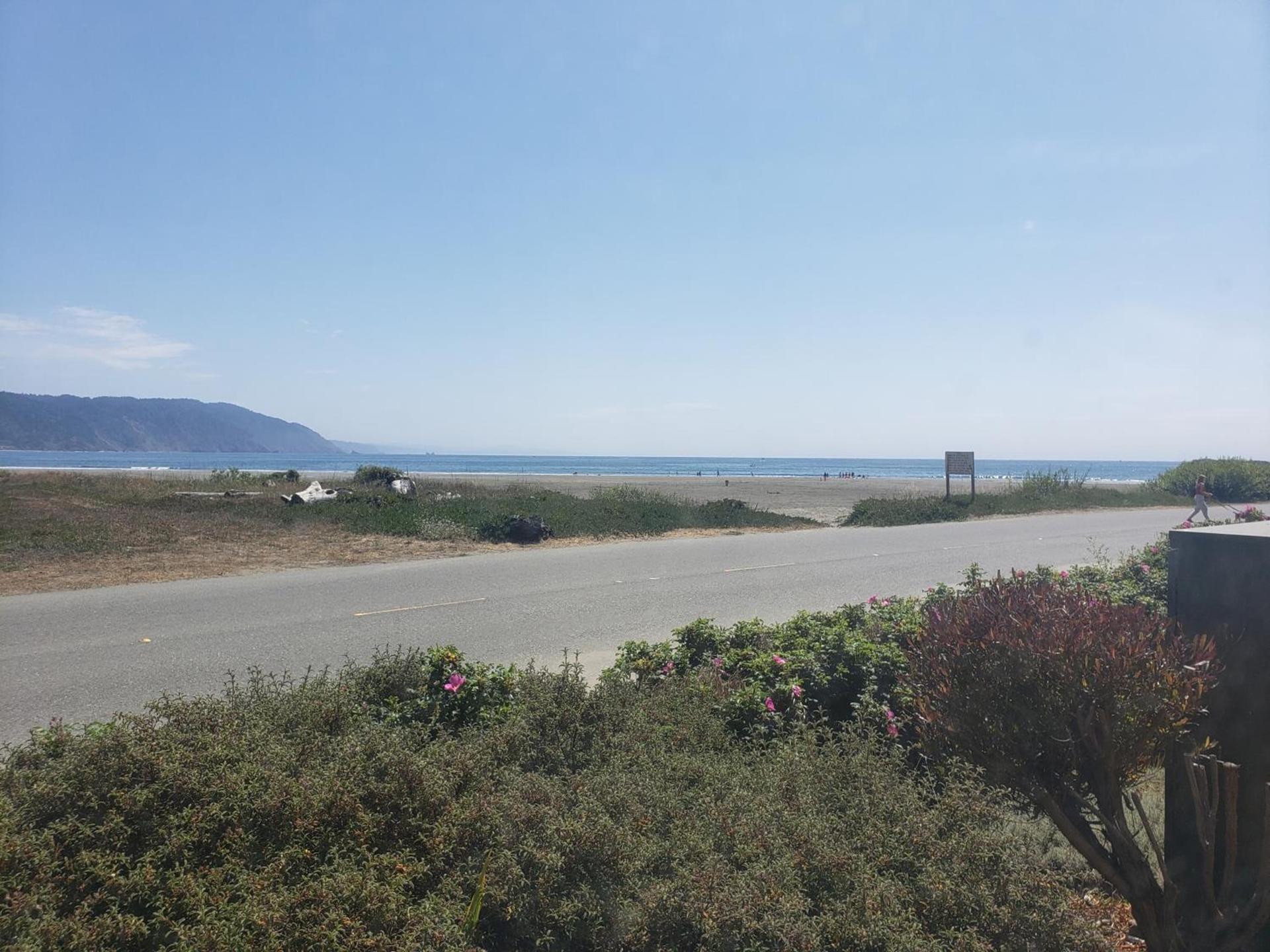 Anchor Beach Inn photo 30
