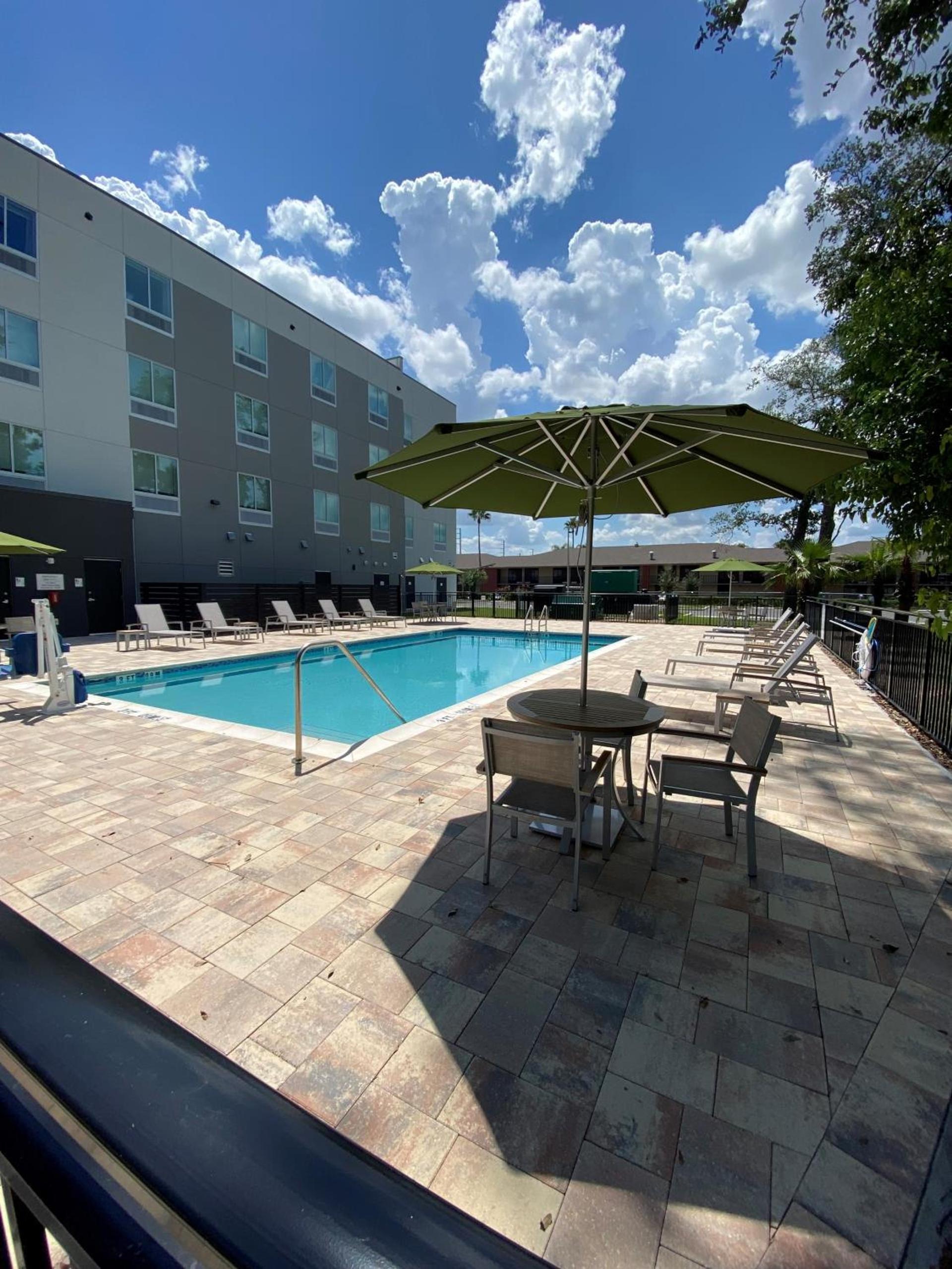 Wyndham Garden Orlando Airport - Free Airport Shuttle photo 33
