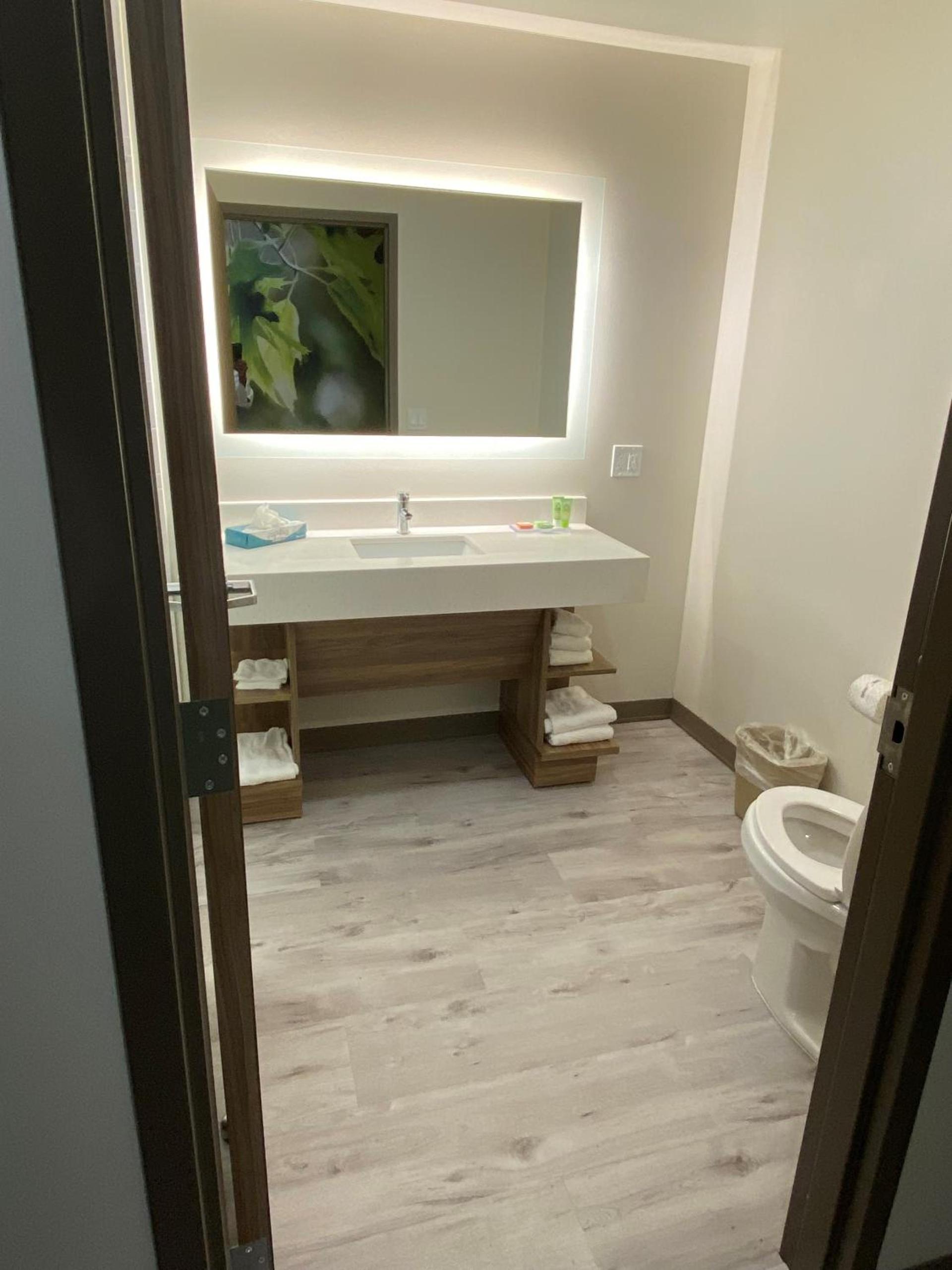 Wyndham Garden Orlando Airport - Free Airport Shuttle photo 49
