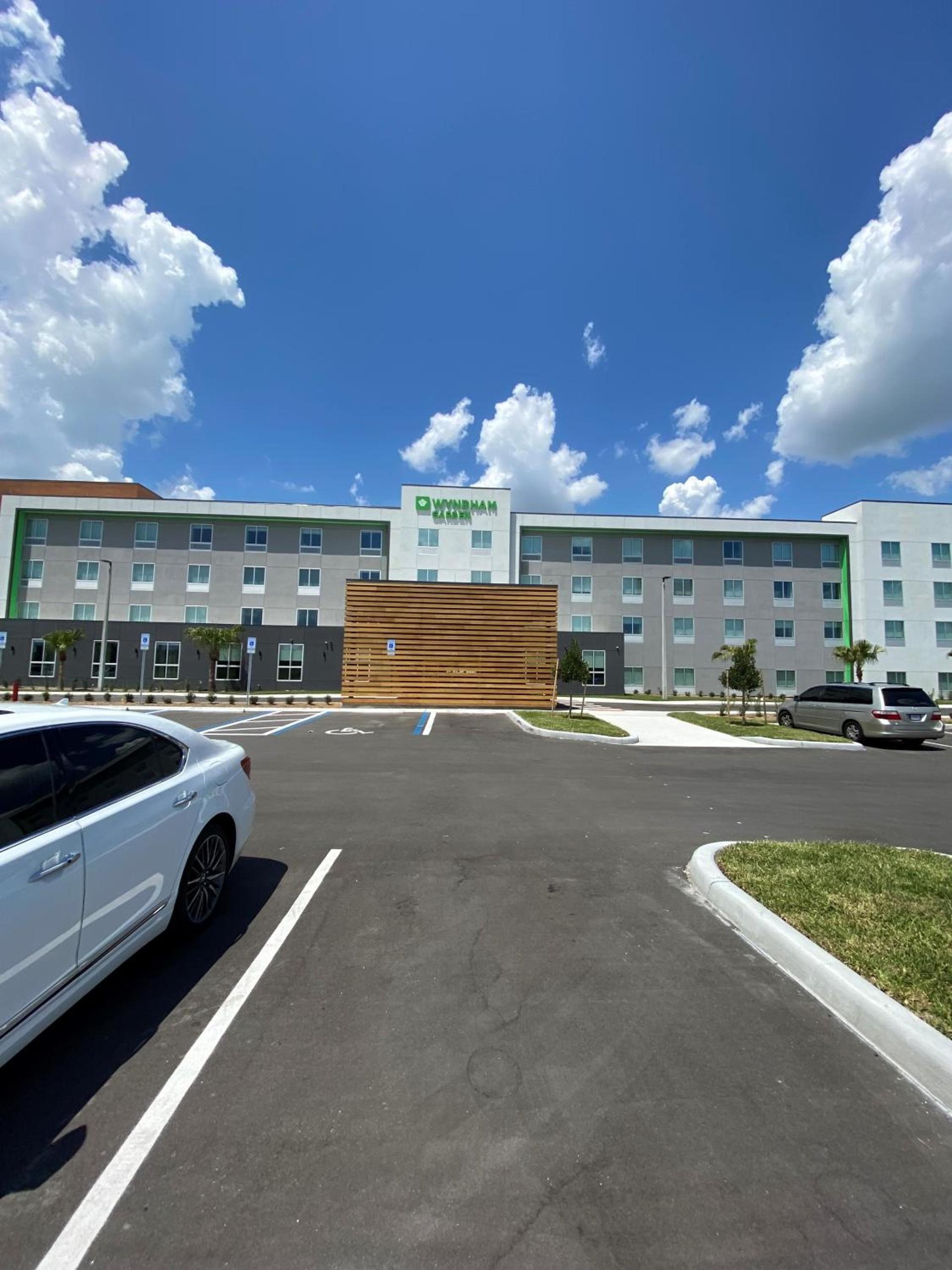 Wyndham Garden Orlando Airport - Free Airport Shuttle photo 35
