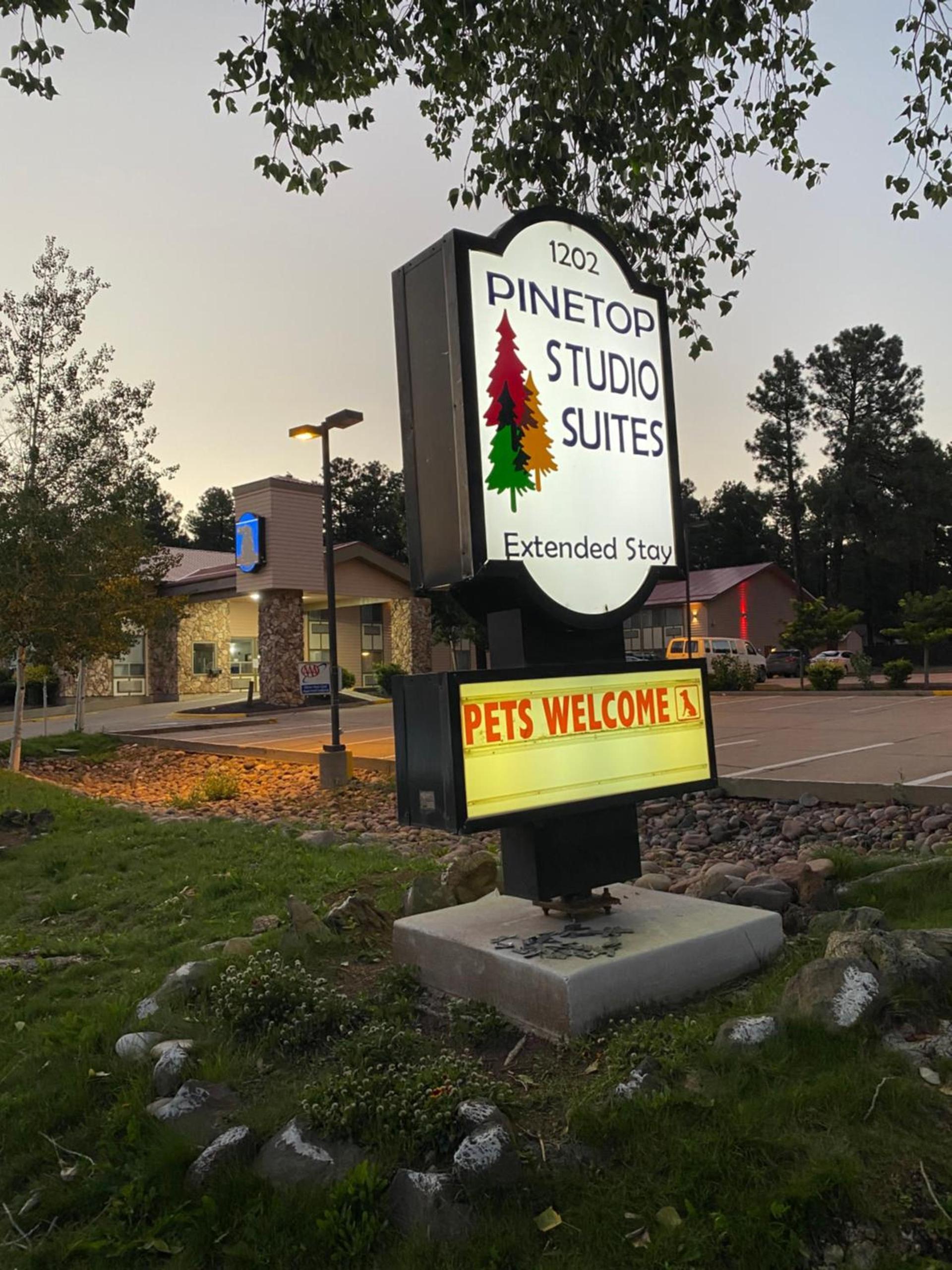 Pinetop Studio Suites photo 25